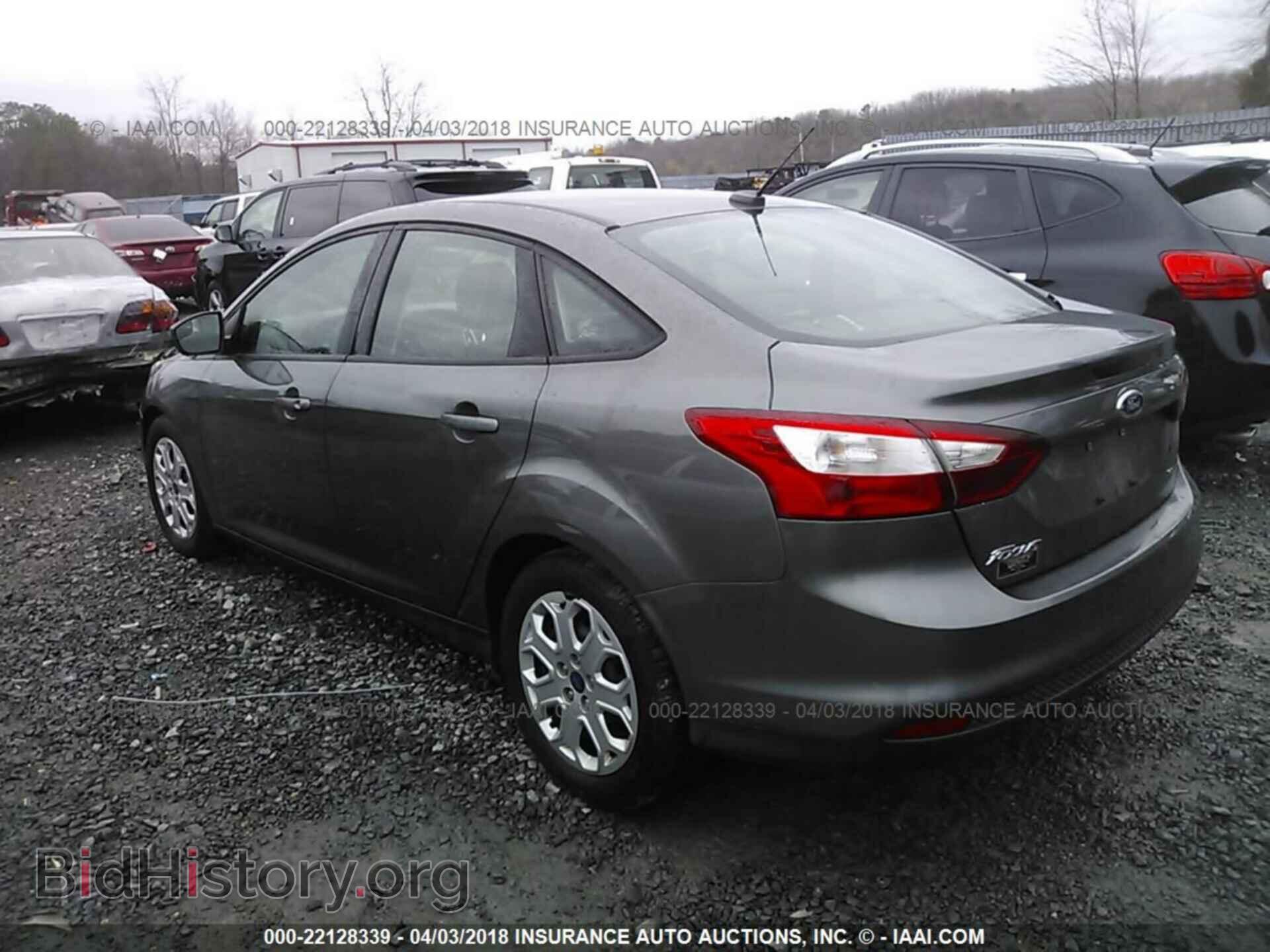 2012 Ford Focus - VIN: 1FAHP3F23CL279963 - Photo 3
