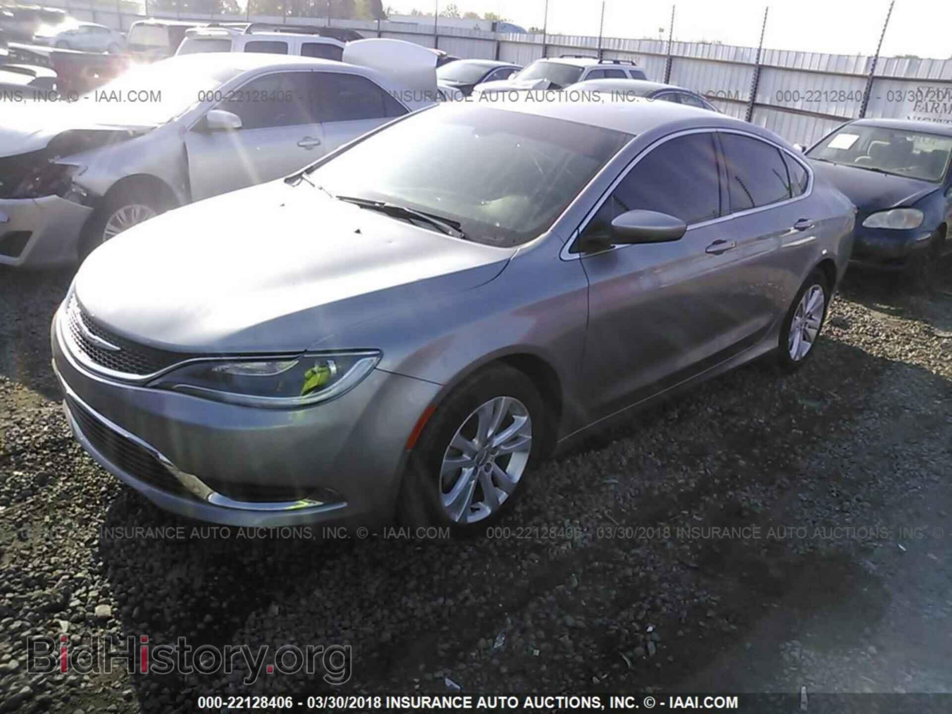 2016 Chrysler 200 - VIN: 1C3CCCAB7GN171996 - Photo 2