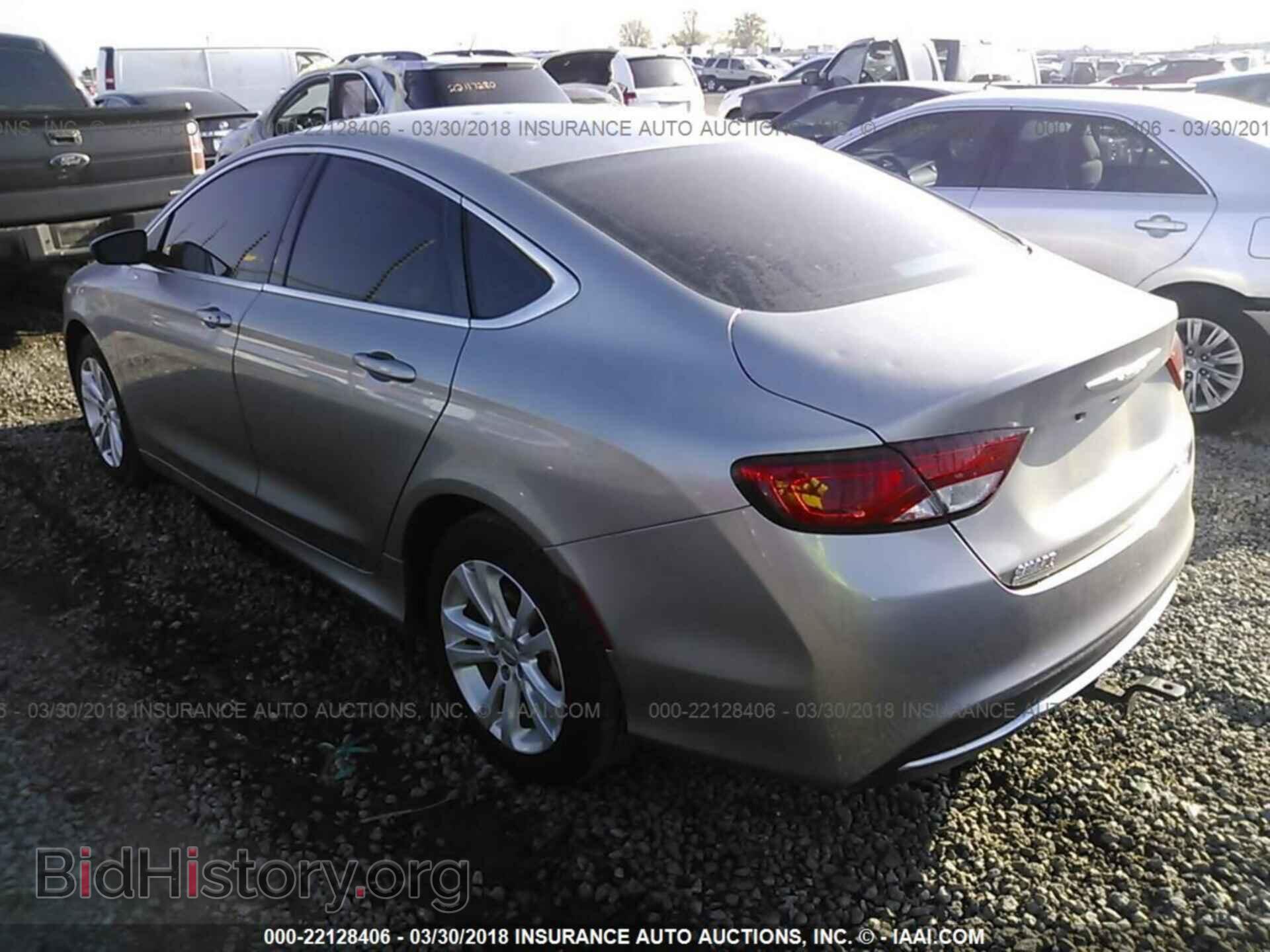 2016 Chrysler 200 - VIN: 1C3CCCAB7GN171996 - Photo 3
