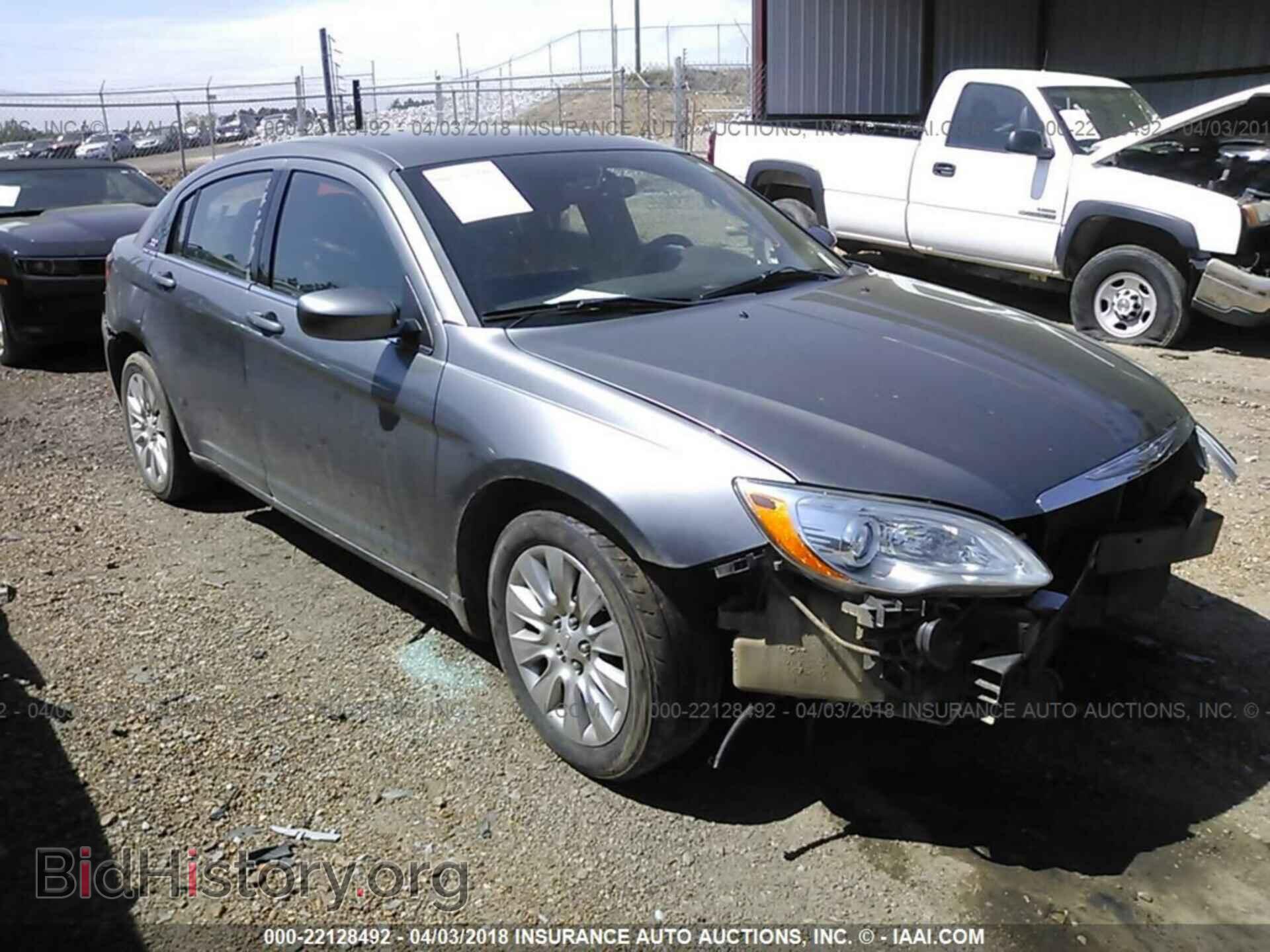 Photo 1C3CCBAB9DN585609 - Chrysler 200 2013