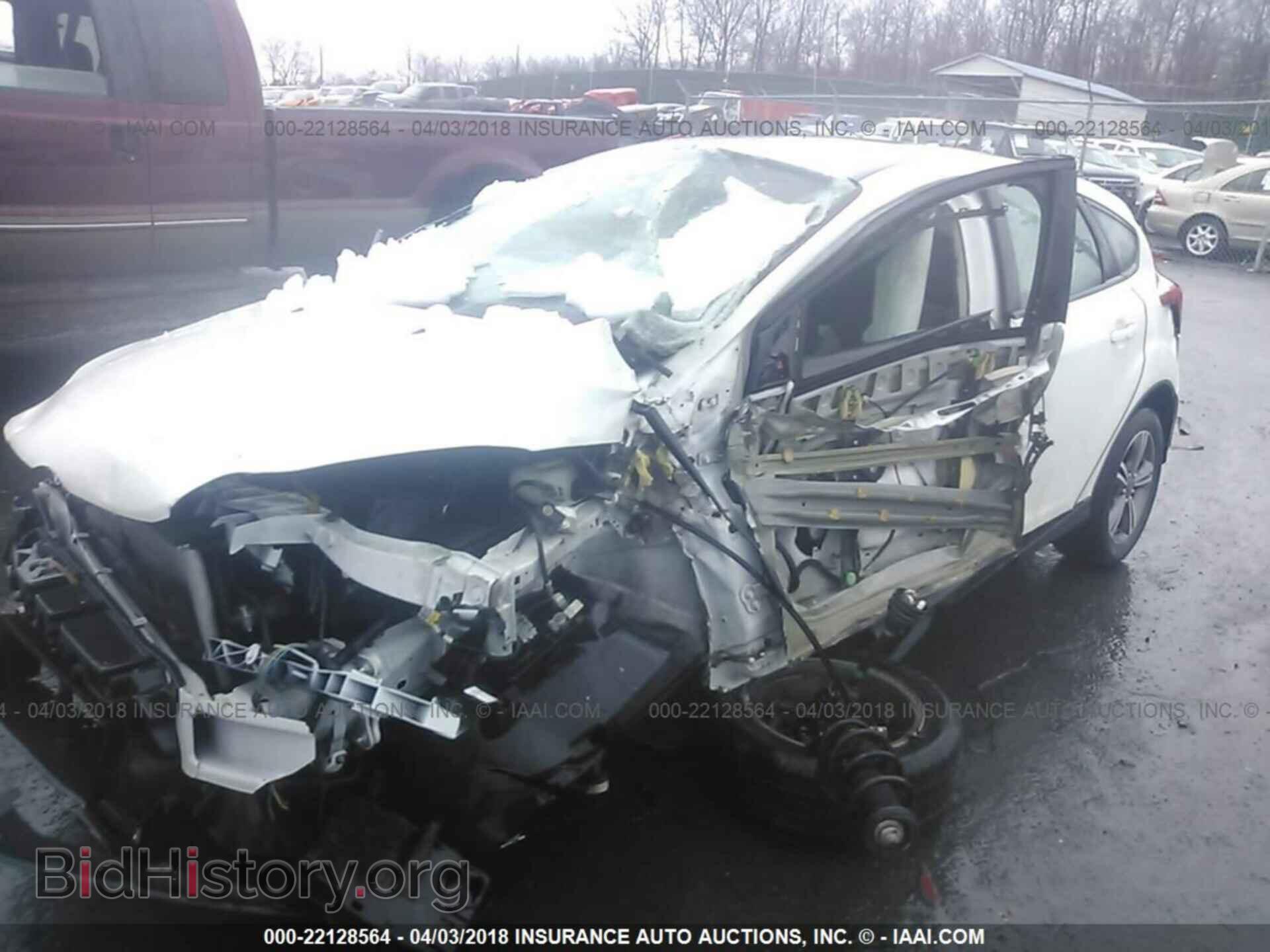 2014 Ford Focus - VIN: 1FADP3K28EL402311 - Photo 2