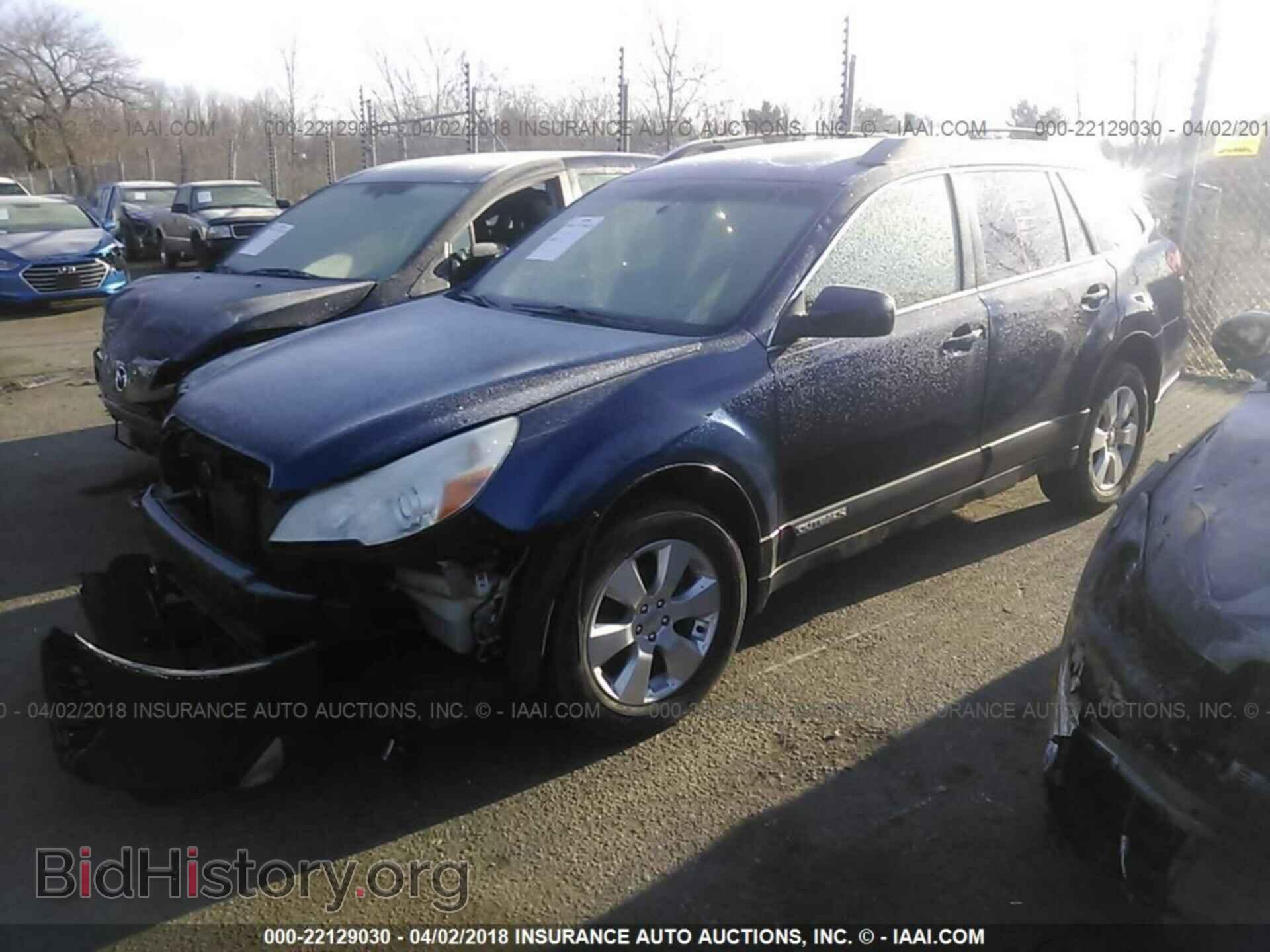 2011 Subaru Outback - VIN: 4S4BRCCC5B3332308 - Фото 2