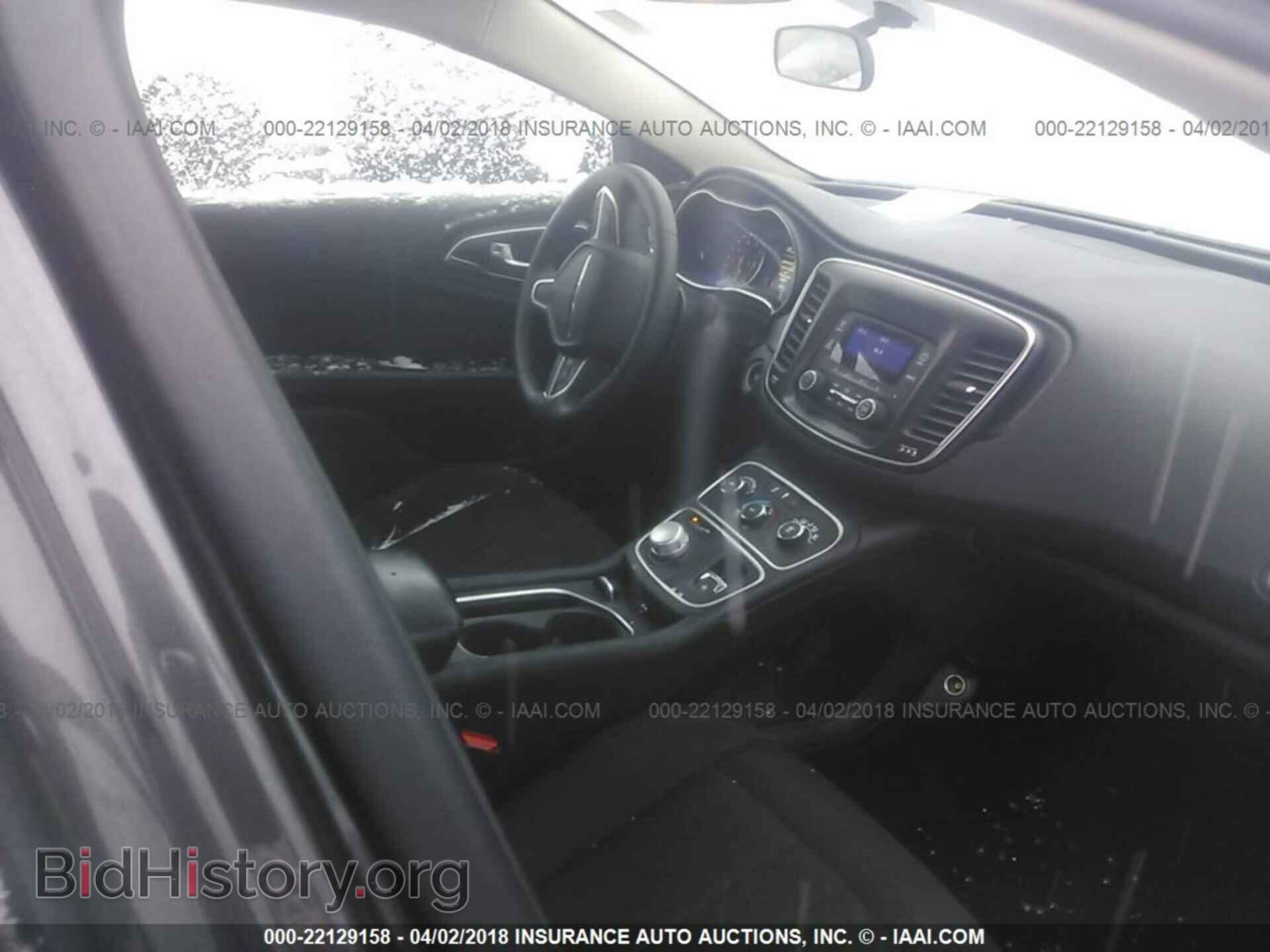 2016 Chrysler 200 - VIN: 1C3CCCFB9GN194267 - Фото 5
