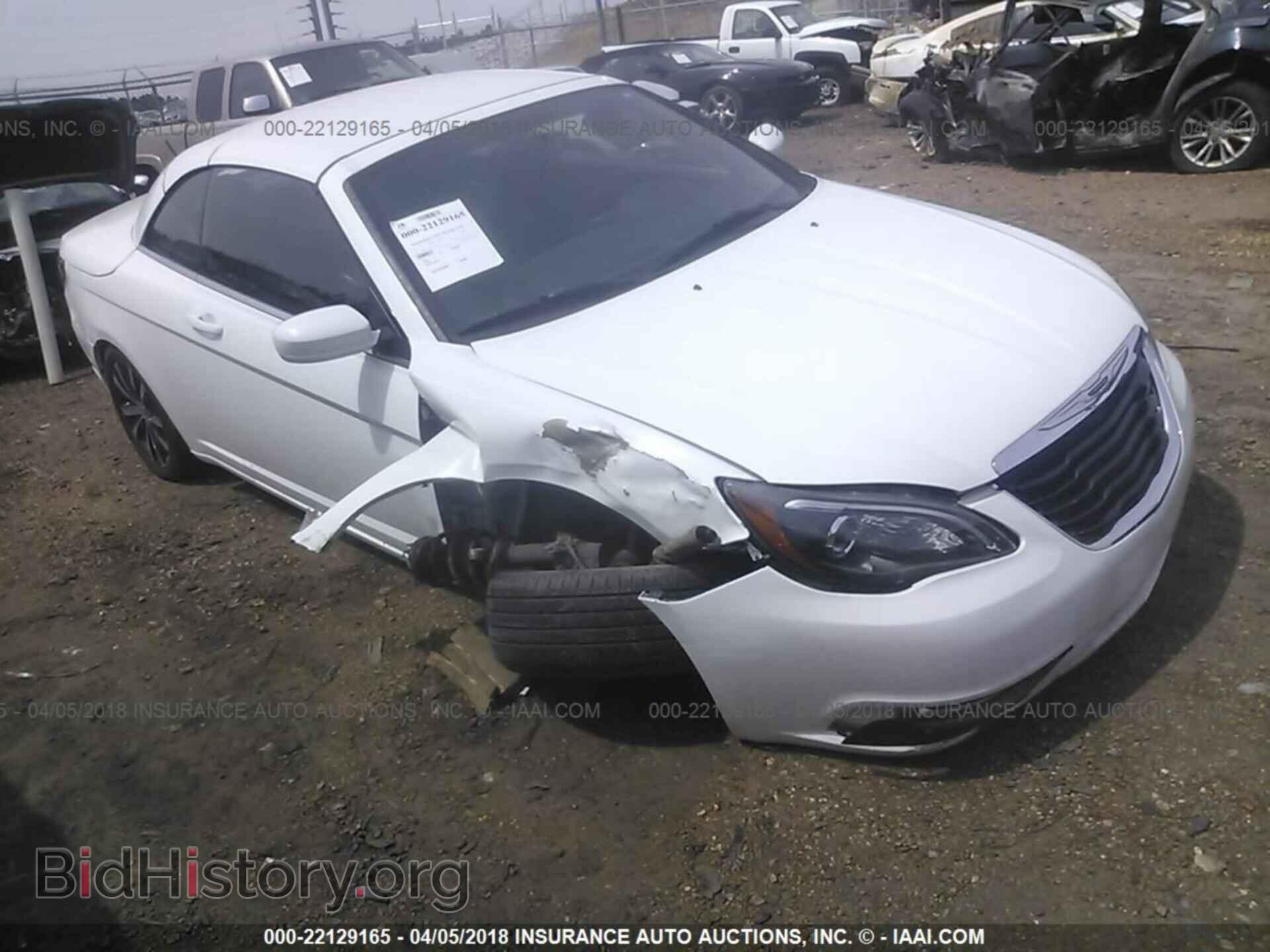 Photo 1C3BC8EG5BN623936 - Chrysler 200 2011