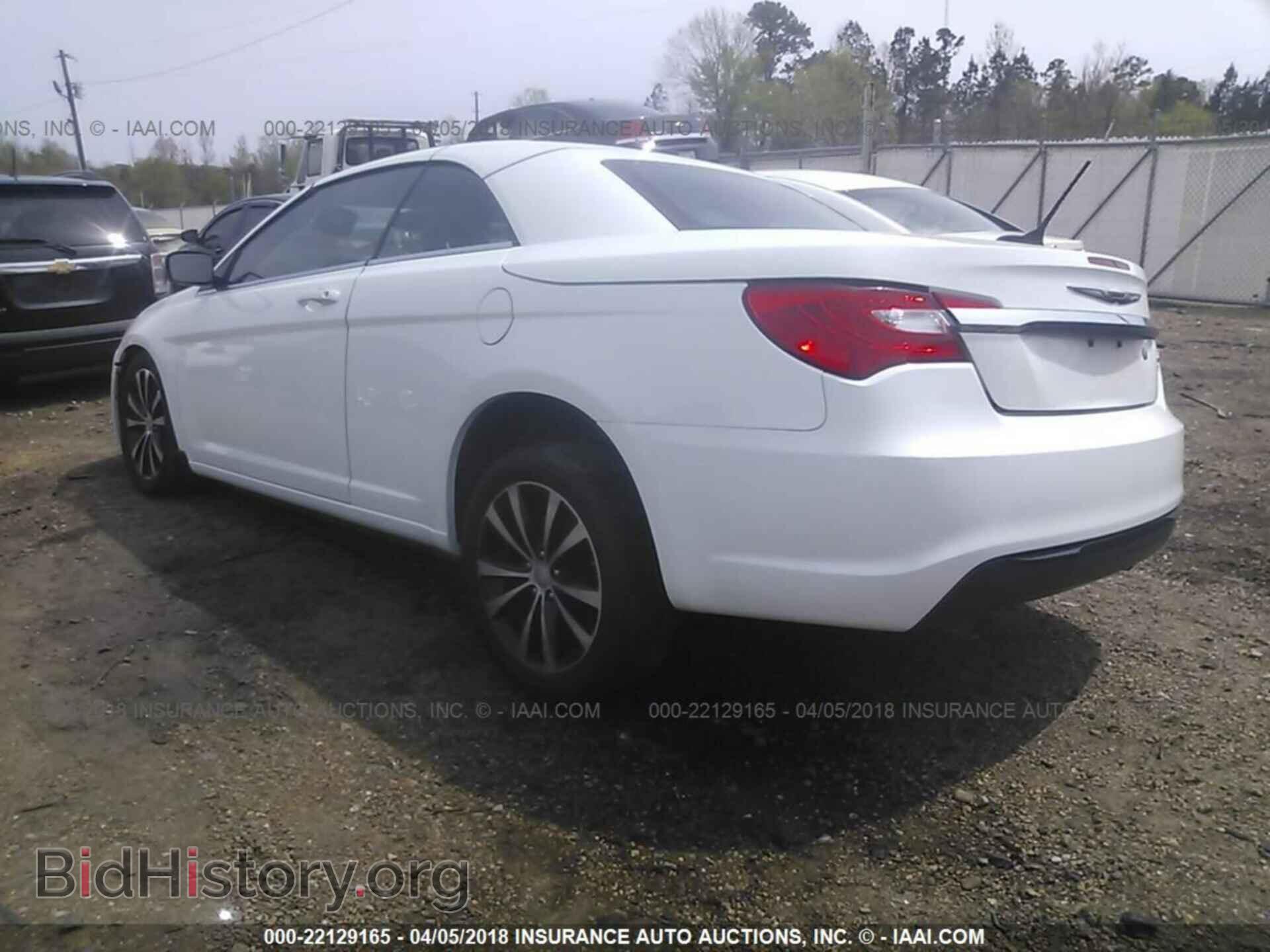 2011 Chrysler 200 - VIN: 1C3BC8EG5BN623936 - Фото 3