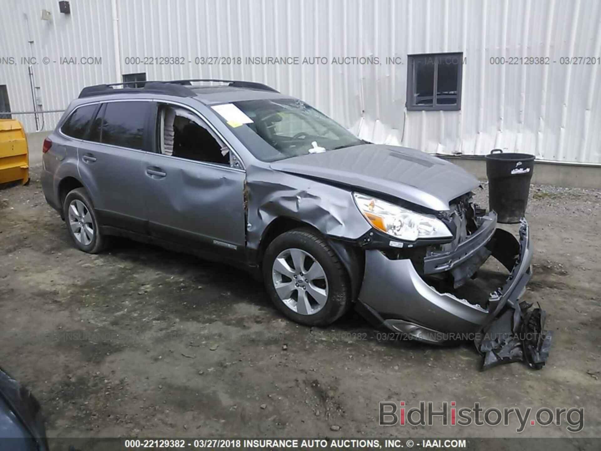 Photo 4S4BRBKC5B3437863 - Subaru Outback 2011