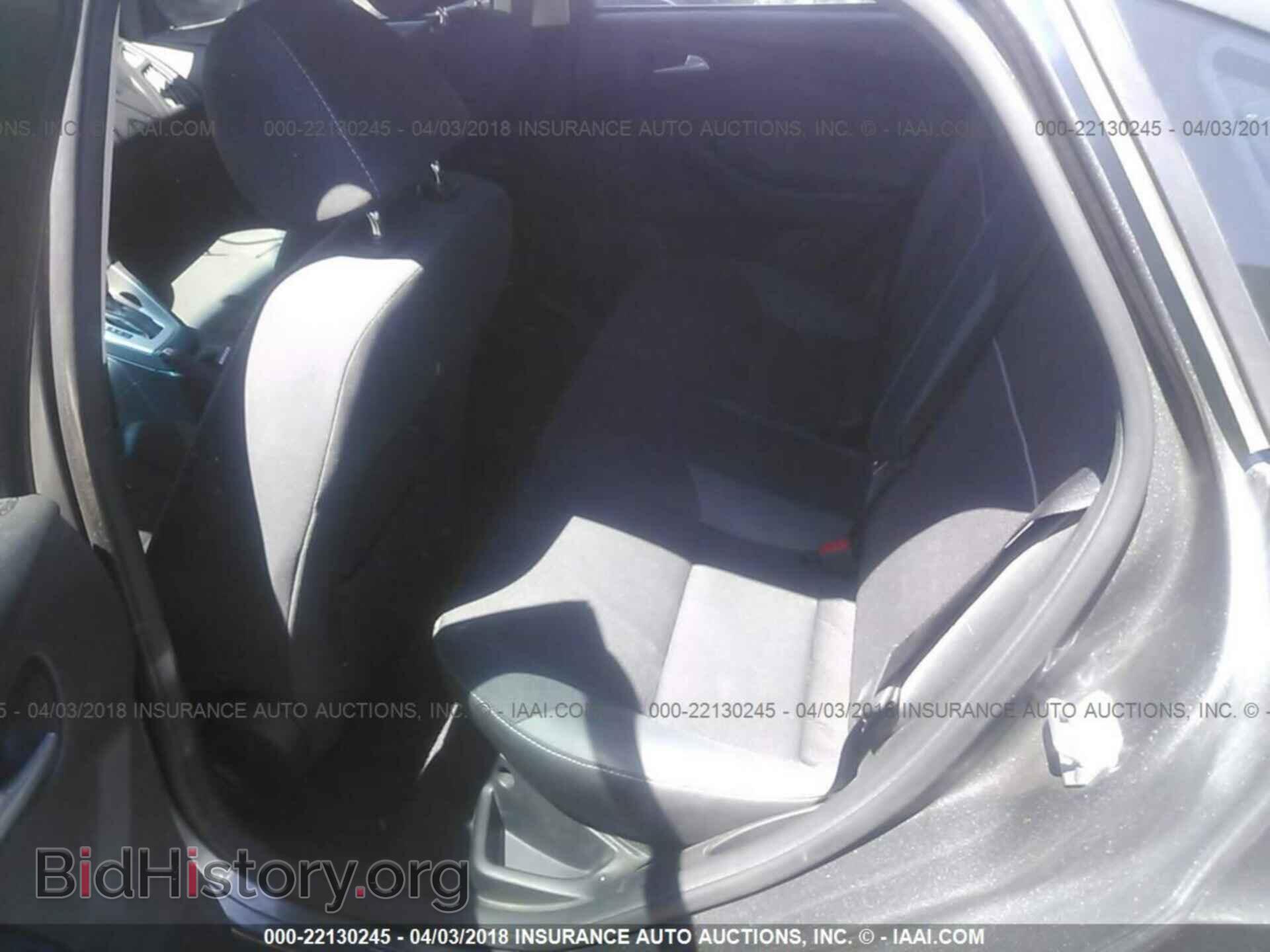 2014 Ford Focus - VIN: 1FADP3F21EL183749 - Photo 8