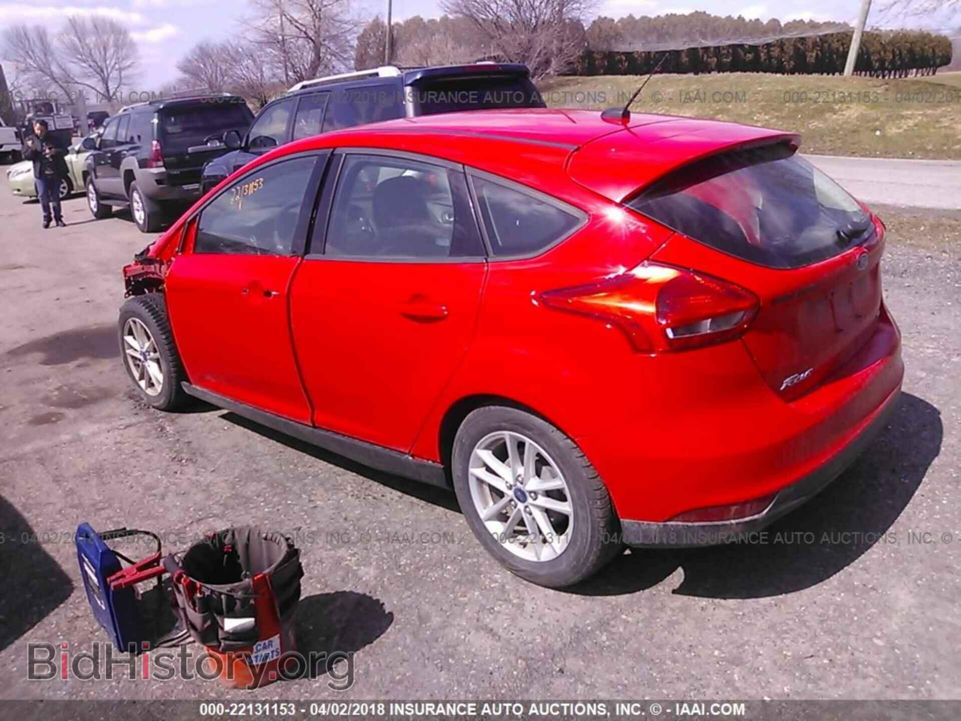 2015 Ford Focus - VIN: 1FADP3K22FL302335 - Photo 3