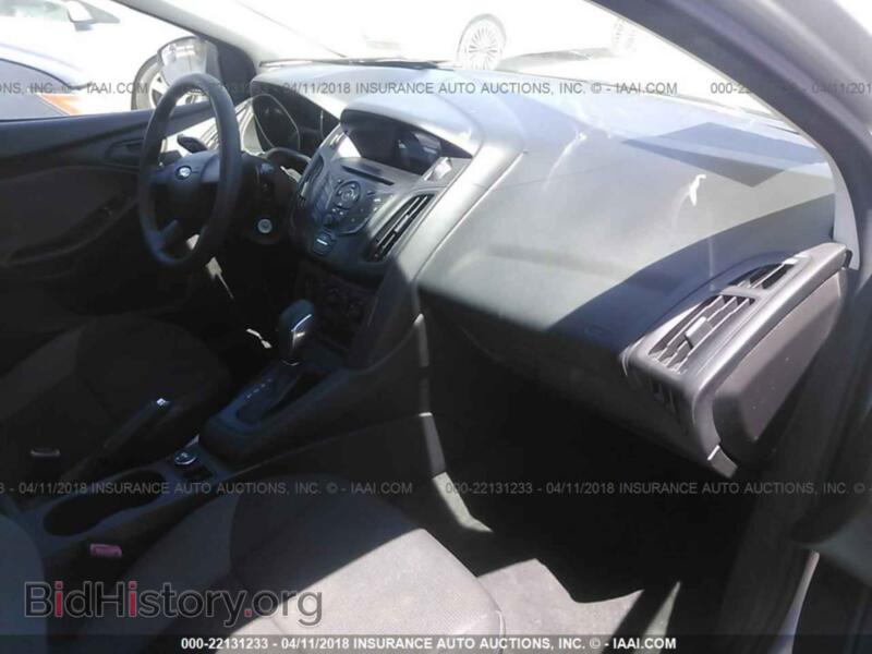 2012 Ford FOCUS (VIN 1FAHP3E22CL284413) — фото 5 из 10