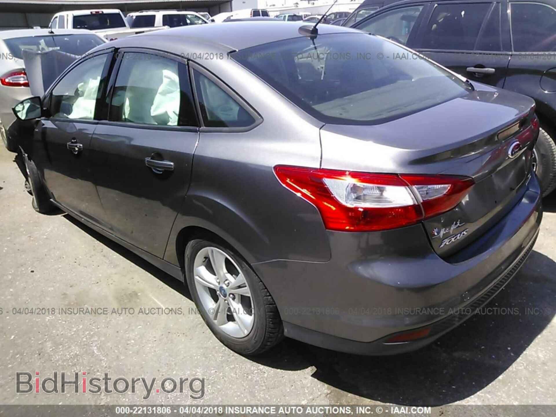 2014 Ford Focus - VIN: 1FADP3F20EL143548 - Photo 3