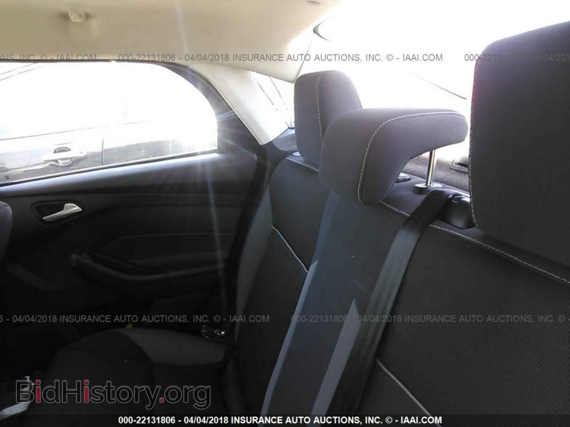 2014 Ford Focus - VIN: 1FADP3F20EL143548 - Photo 8