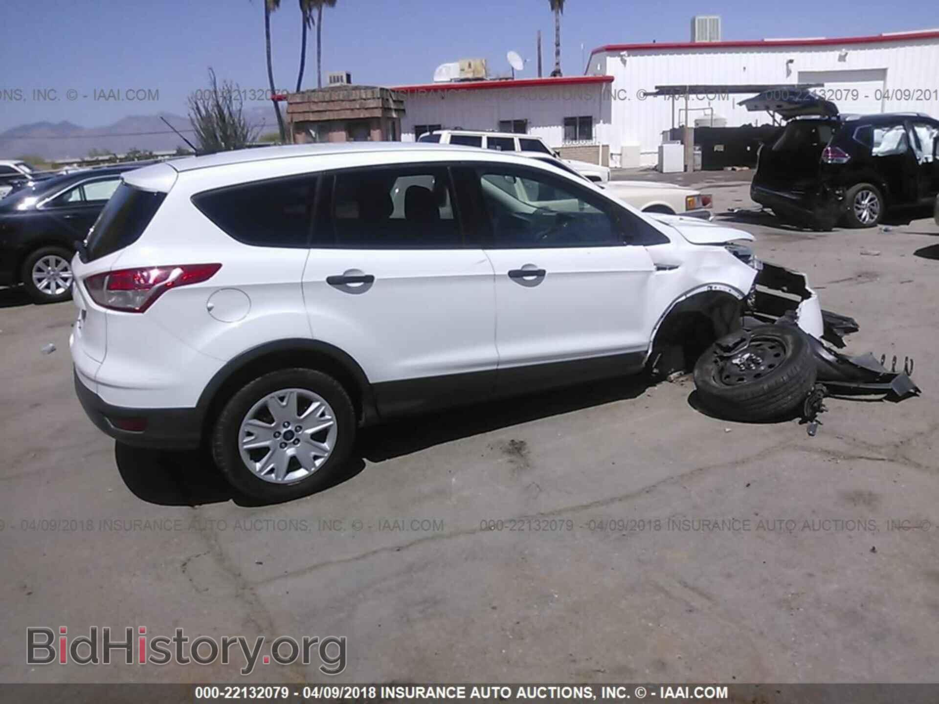 2014 Ford Escape - VIN: 1FMCU0F74EUC10568 - Photo 4