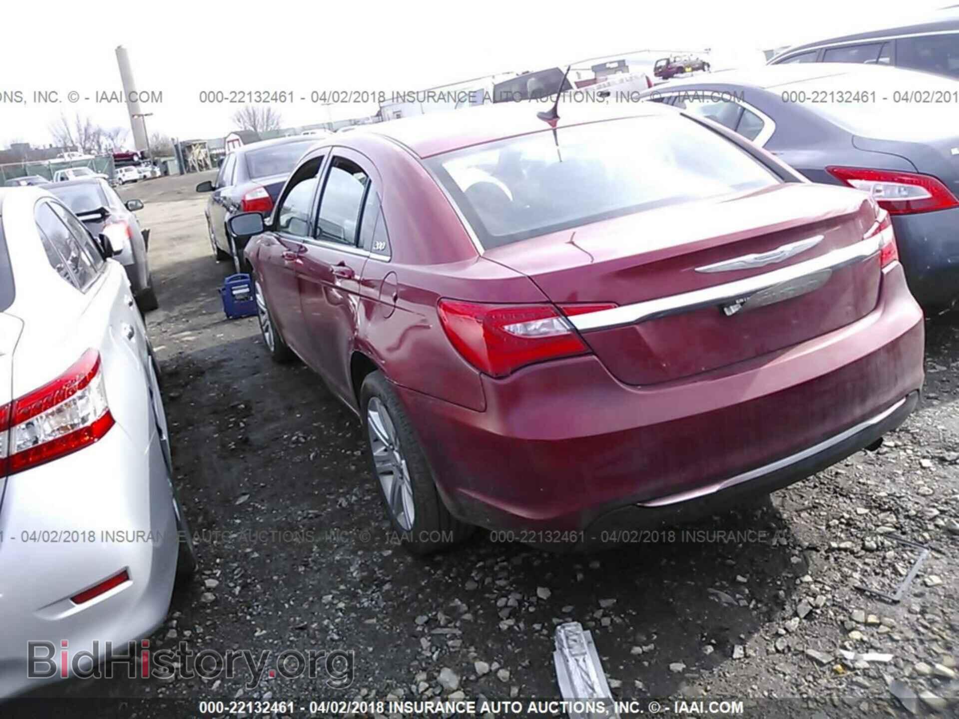 2013 Chrysler 200 - VIN: 1C3CCBAB7DN765171 - Фото 3