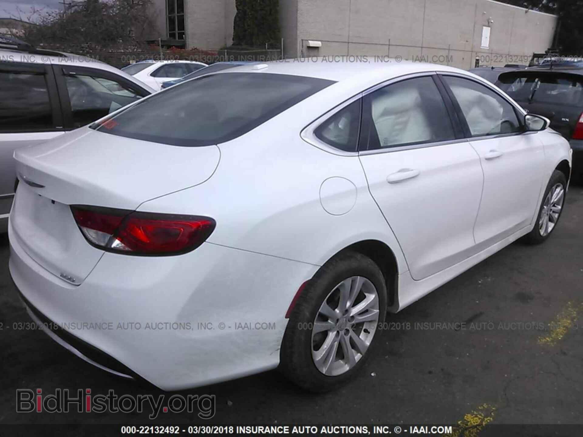 2015 Chrysler 200 - VIN: 1C3CCCAB3FN616927 - Фото 4
