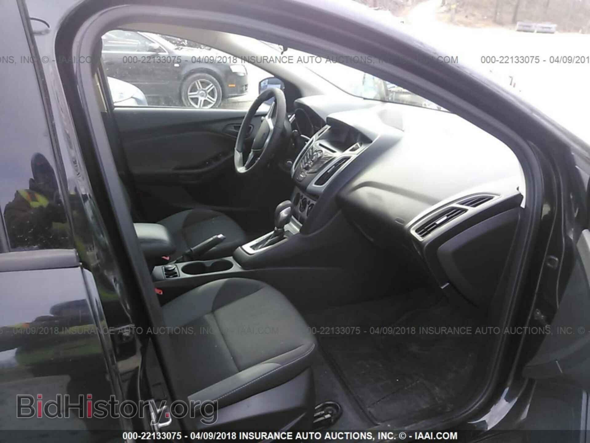 2012 Ford Focus - VIN: 1FAHP3F2XCL148187 - Photo 5