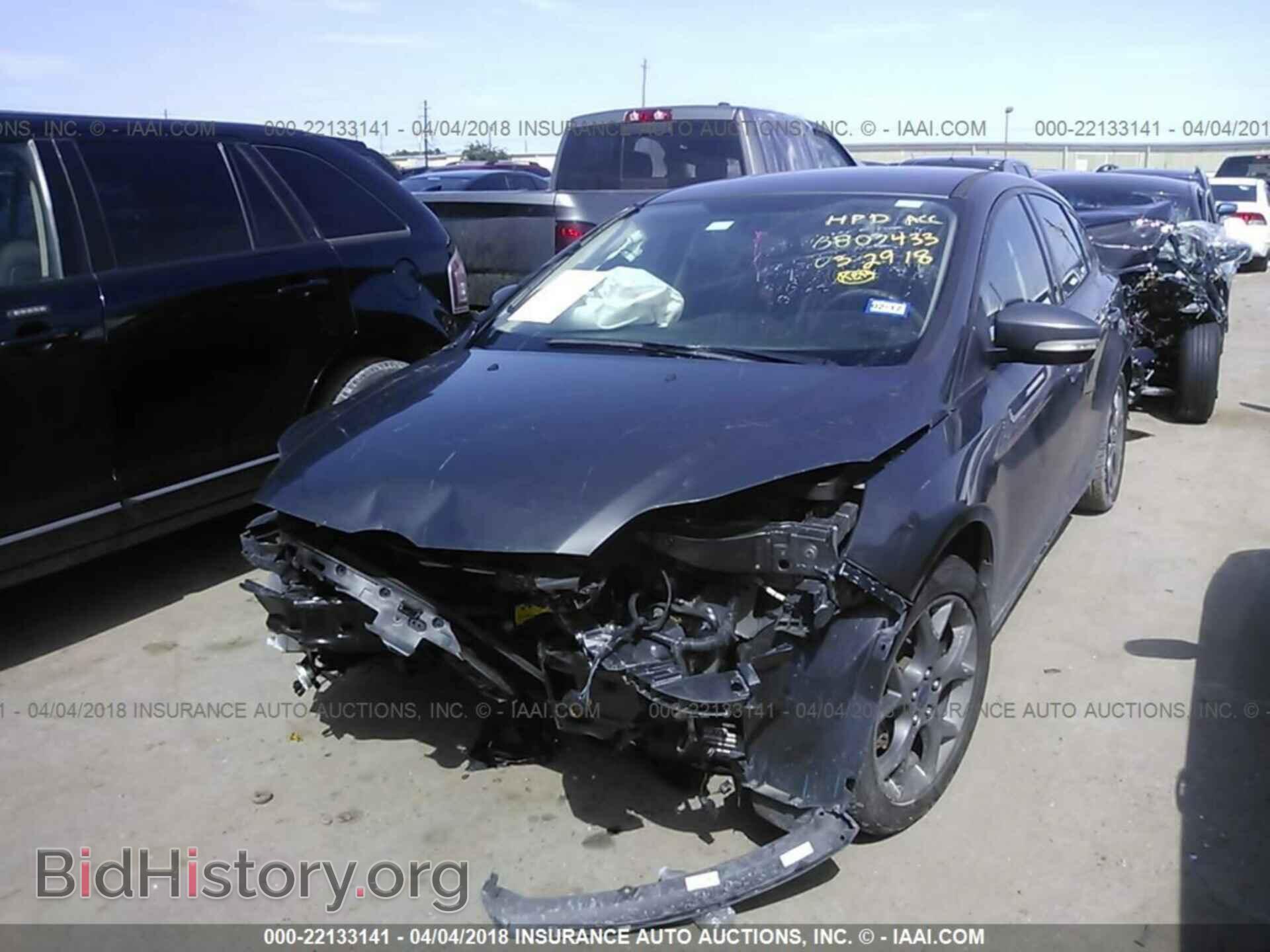 2014 Ford Focus - VIN: 1FADP3K22EL175407 - Фото 2
