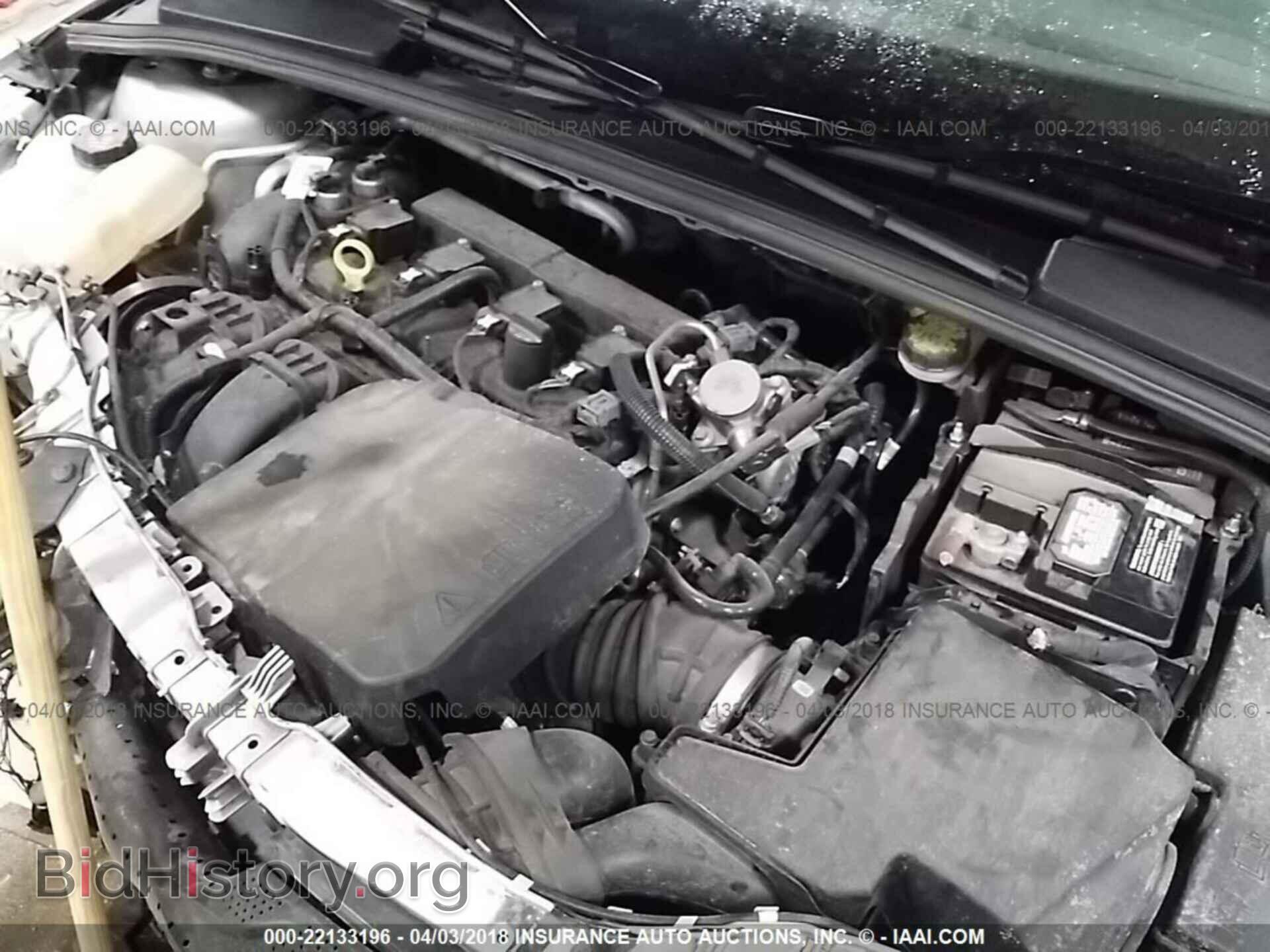 2016 Ford Focus - VIN: 1FADP3F29GL394846 - Photo 10