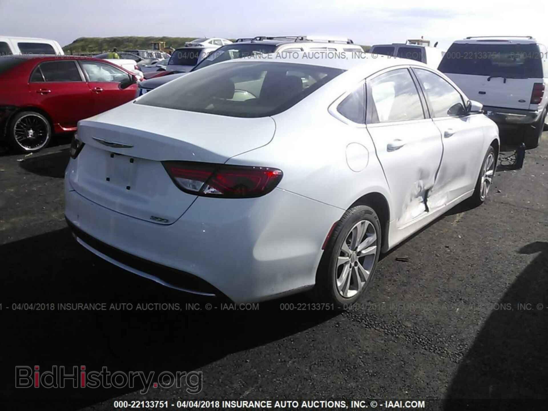 2016 Chrysler 200 - VIN: 1C3CCCAB9GN123299 - Photo 4