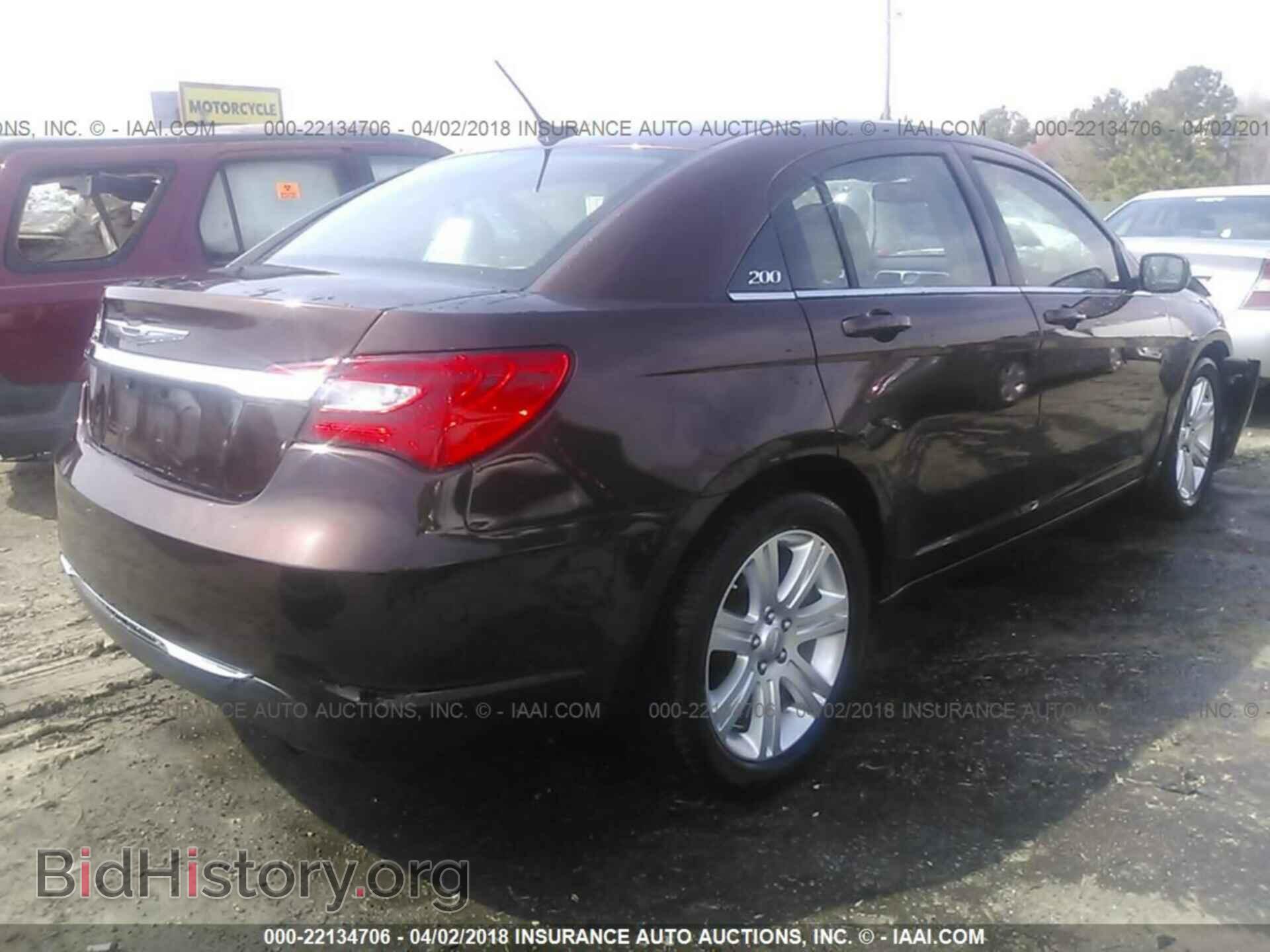 2012 Chrysler 200 - VIN: 1C3CCBBB7CN330860 - Photo 4