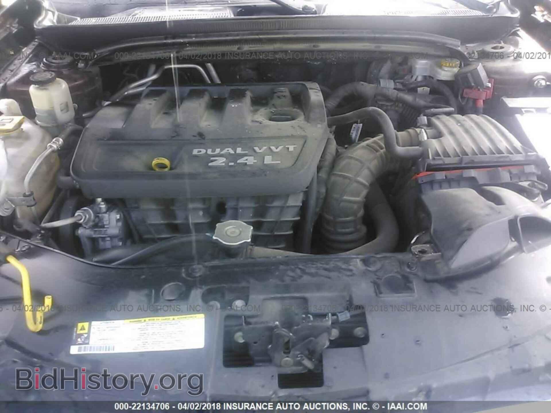 2012 Chrysler 200 - VIN: 1C3CCBBB7CN330860 - Photo 10