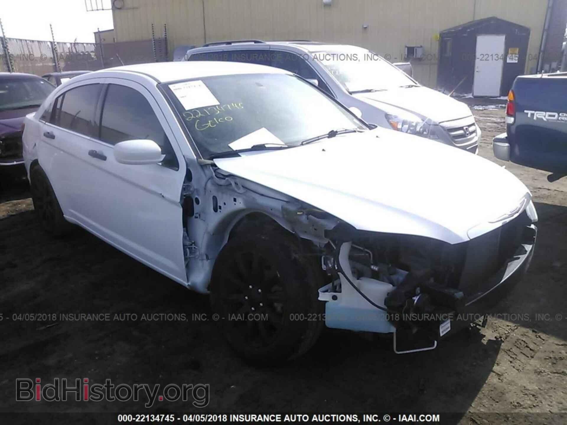 Photo 1C3CCBBB1DN598255 - Chrysler 200 2013