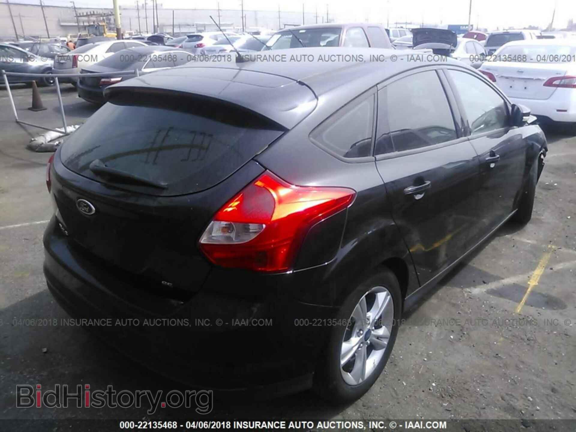 2014 Ford Focus - VIN: 1FADP3K23EL162844 - Photo 4