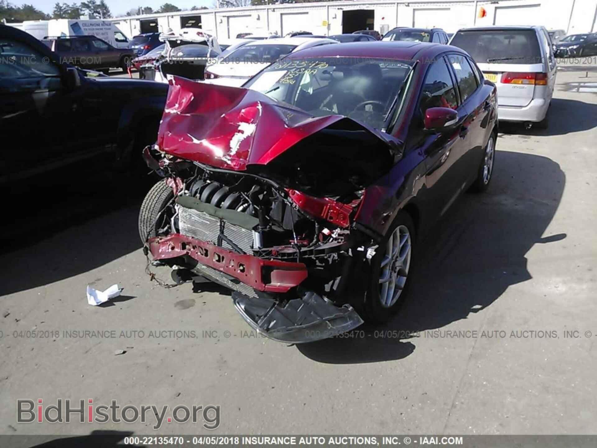 2015 Ford Focus - VIN: 1FADP3F28FL267116 - Photo 2