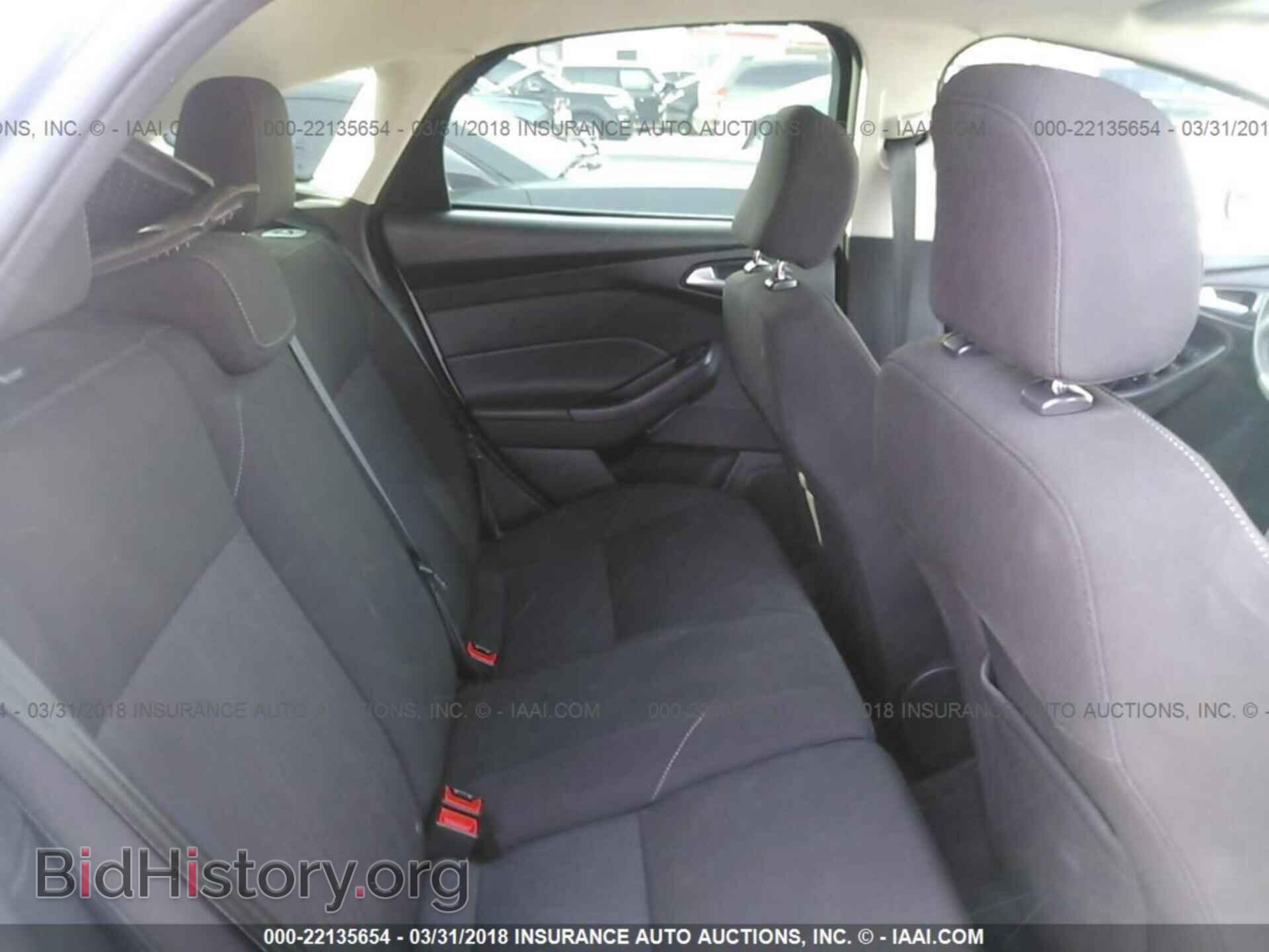 2015 Ford Focus - VIN: 1FADP3K29FL203155 - Photo 8