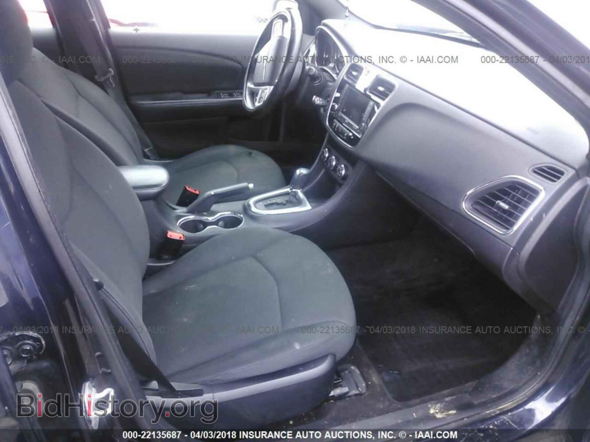 2012 Chrysler 200 - VIN: 1C3CCBBG2CN131159 - Фото 5