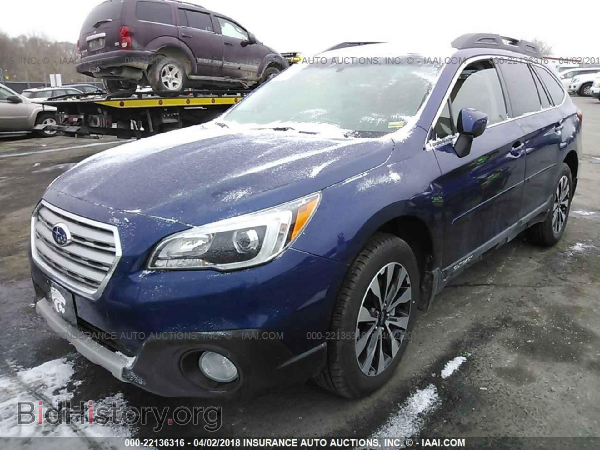 2015 Subaru Outback - VIN: 4S4BSELC8F3249039 - Photo 2