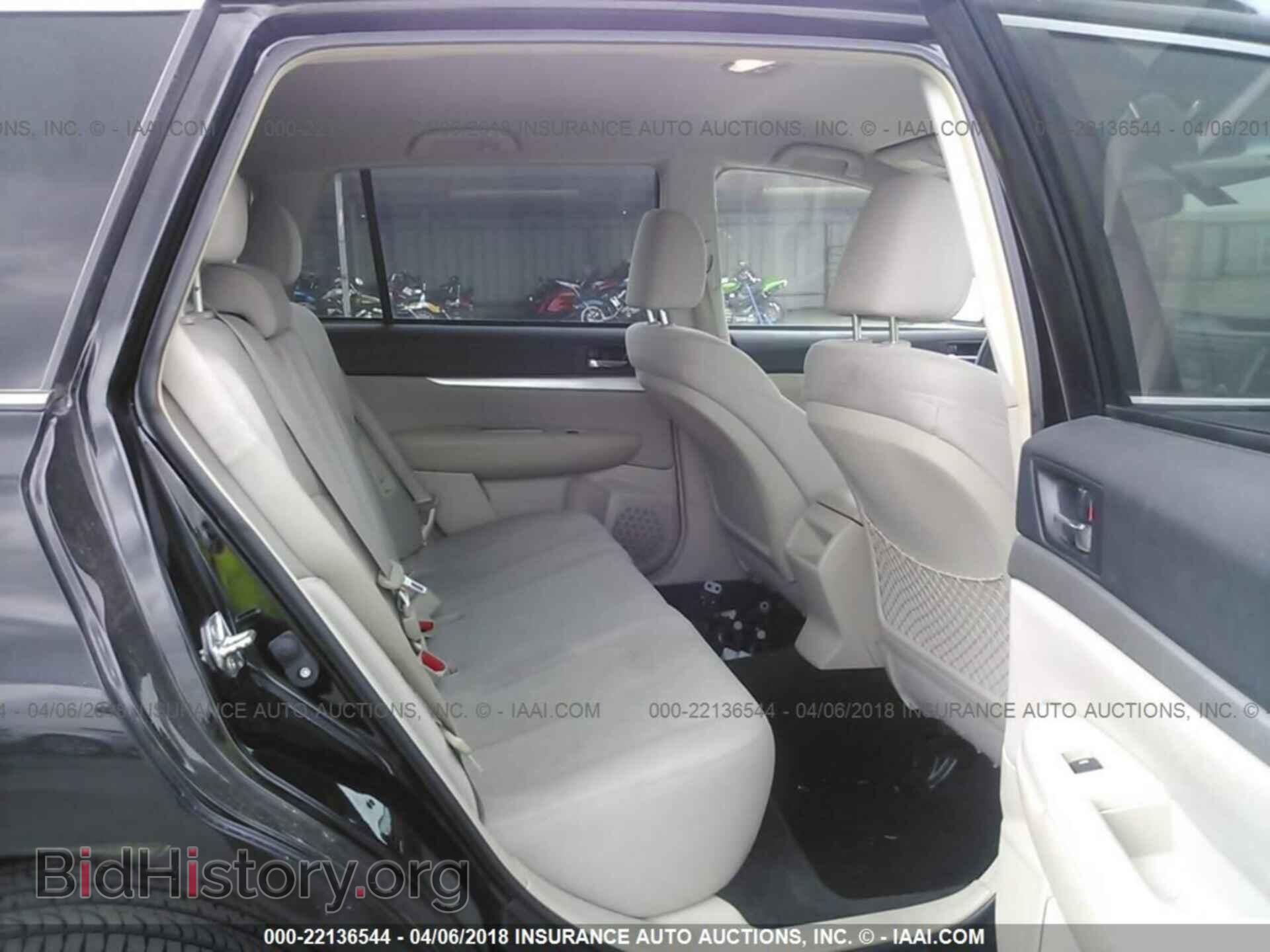 2013 Subaru Outback - VIN: 4S4BRBCC7D3227234 - Photo 8