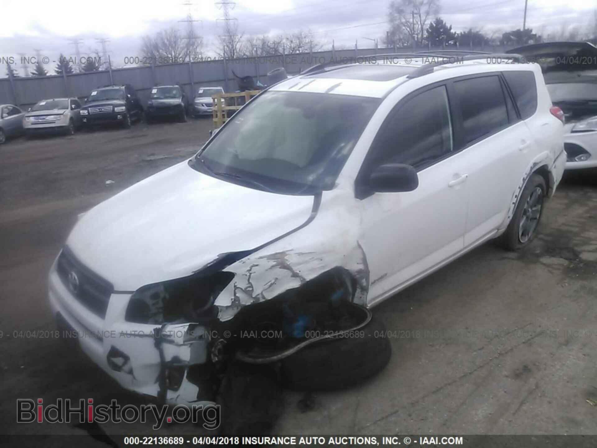 2012 Toyota Rav4 - VIN: 2T3RF4DVXCW196029 - Фото 2
