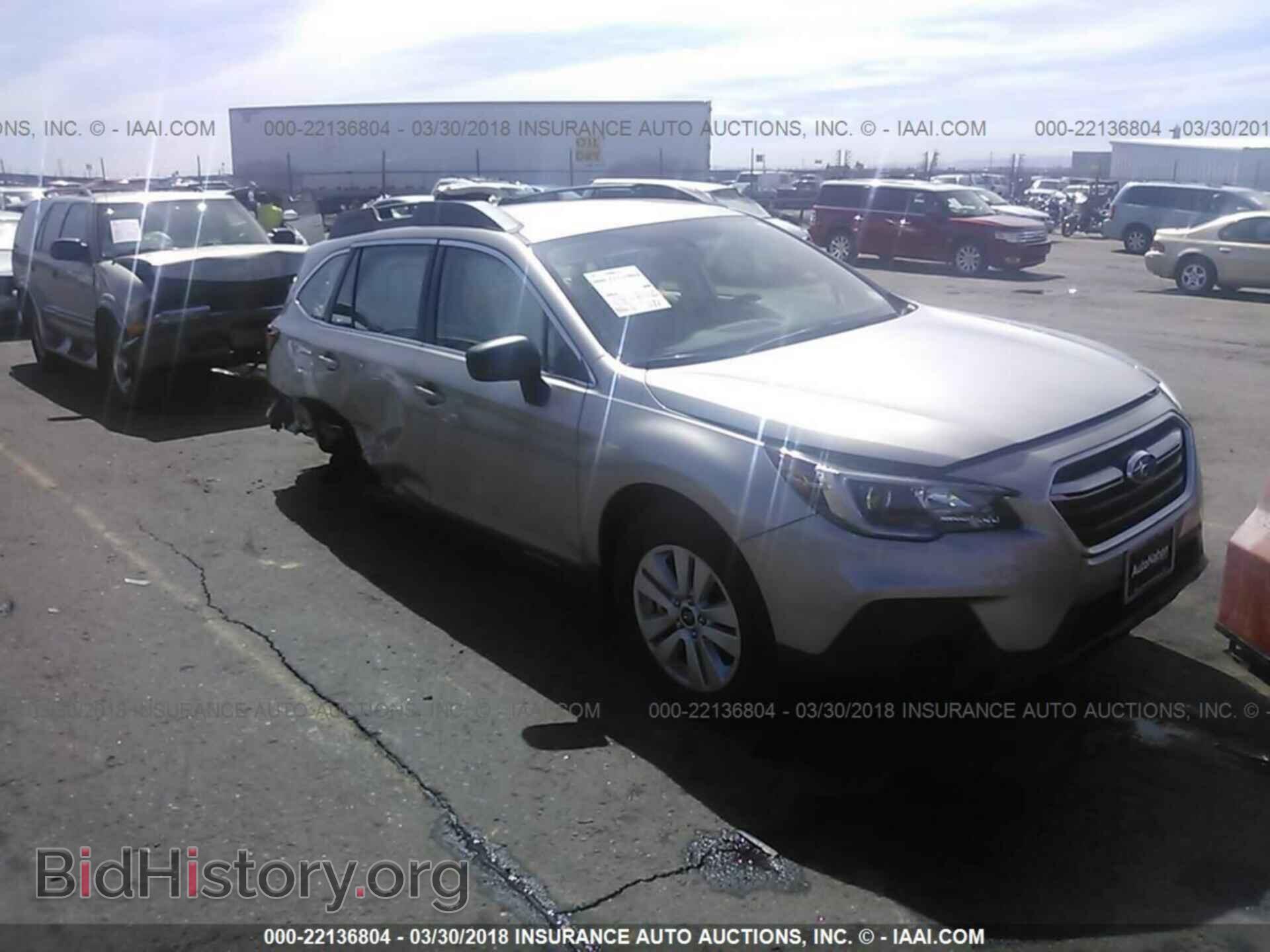 Photo 4S4BSAAC3J3307496 - Subaru Outback 2018
