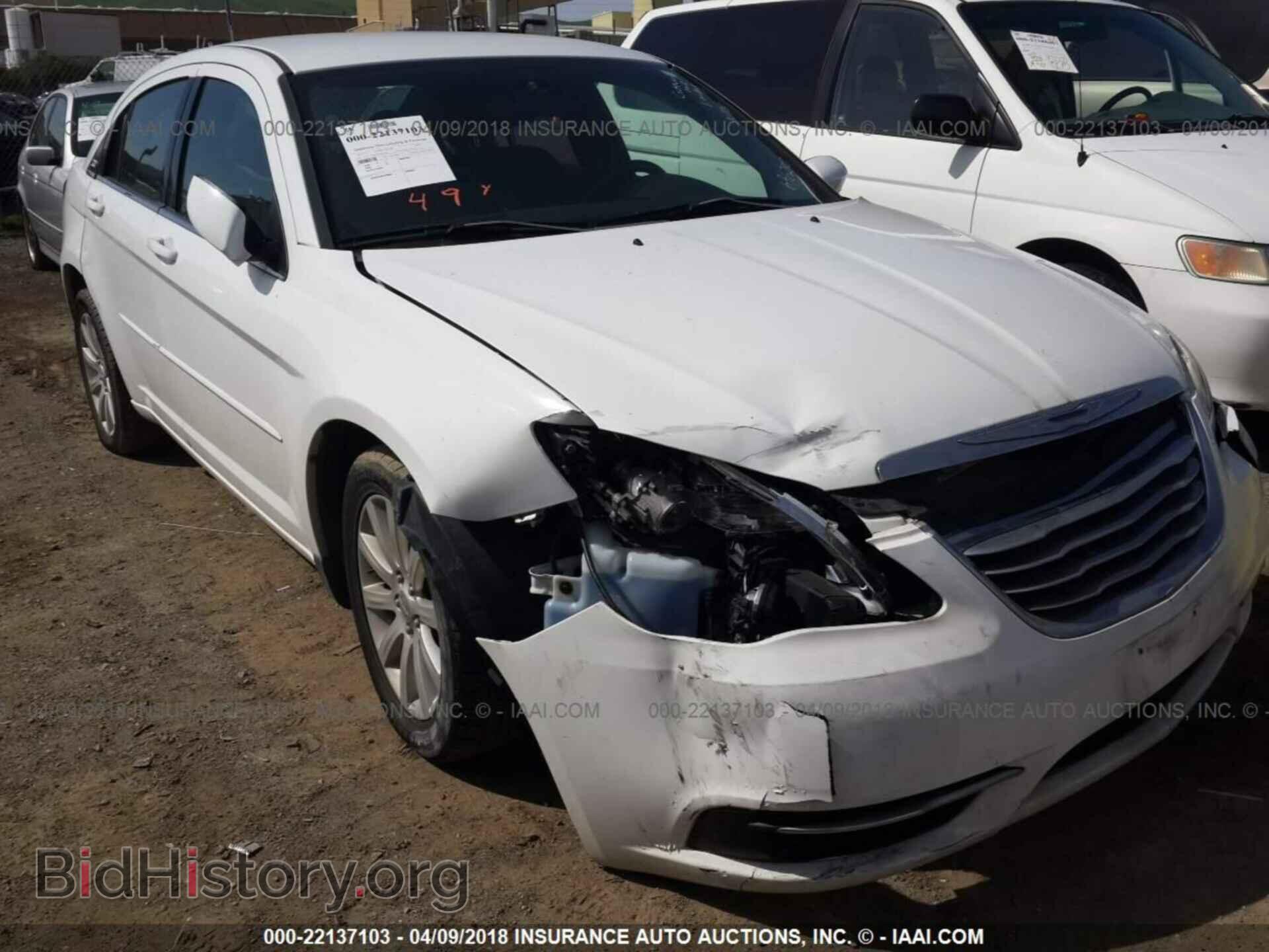 Photo 1C3CCBBB5DN636280 - Chrysler 200 2013