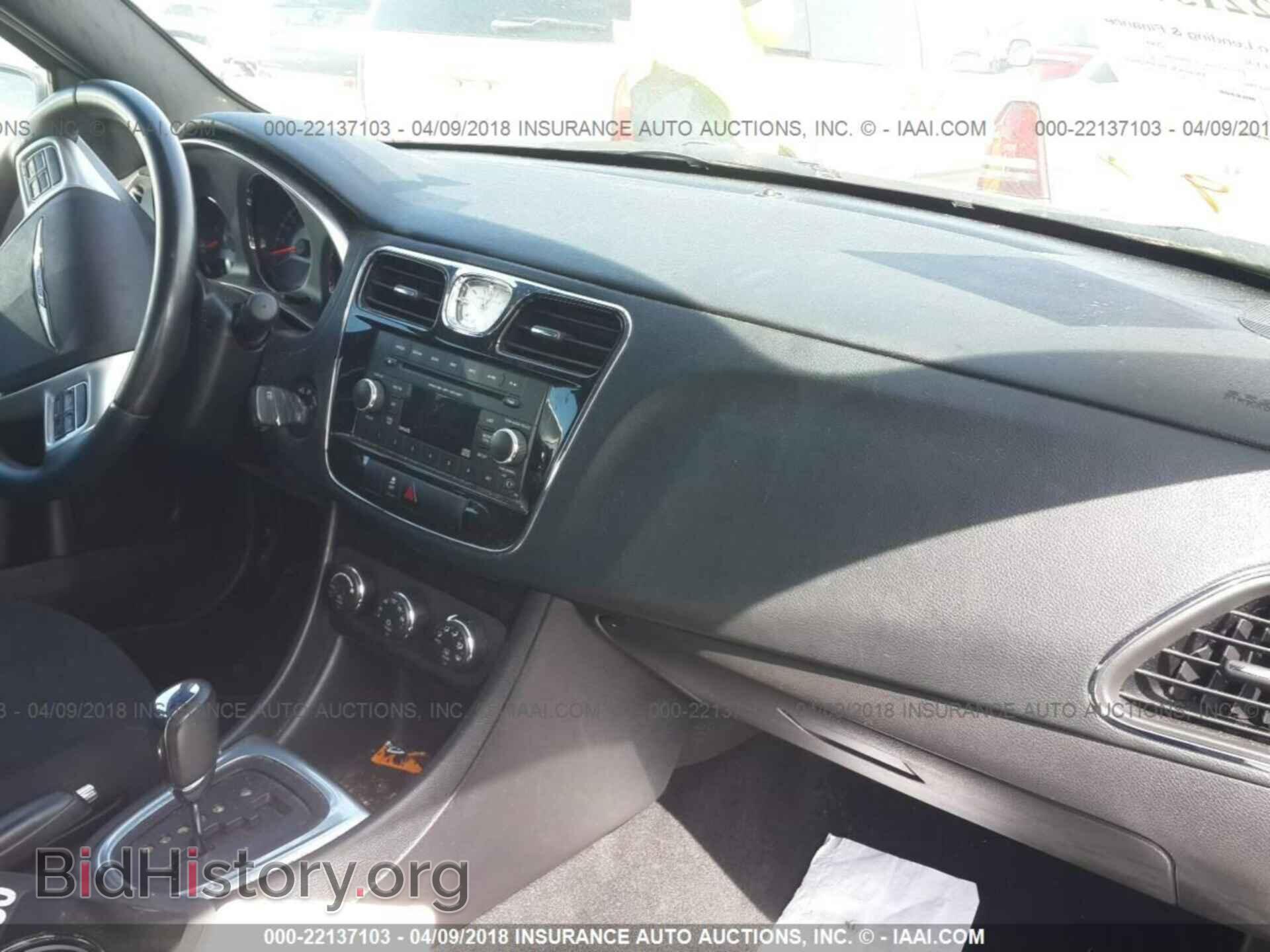 2013 Chrysler 200 - VIN: 1C3CCBBB5DN636280 - Photo 5