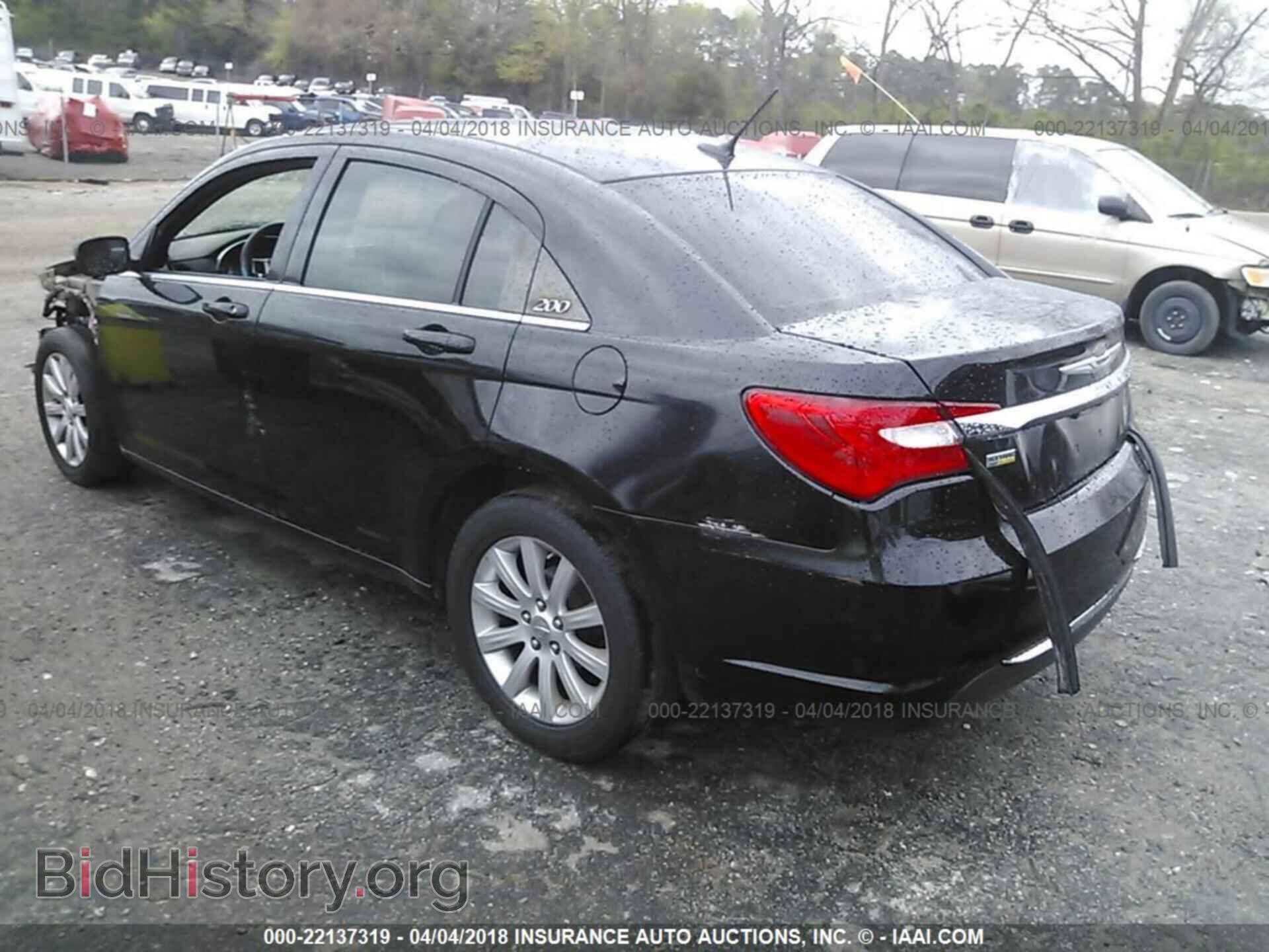 2013 Chrysler 200 - VIN: 1C3CCBBG8DN731511 - Photo 3