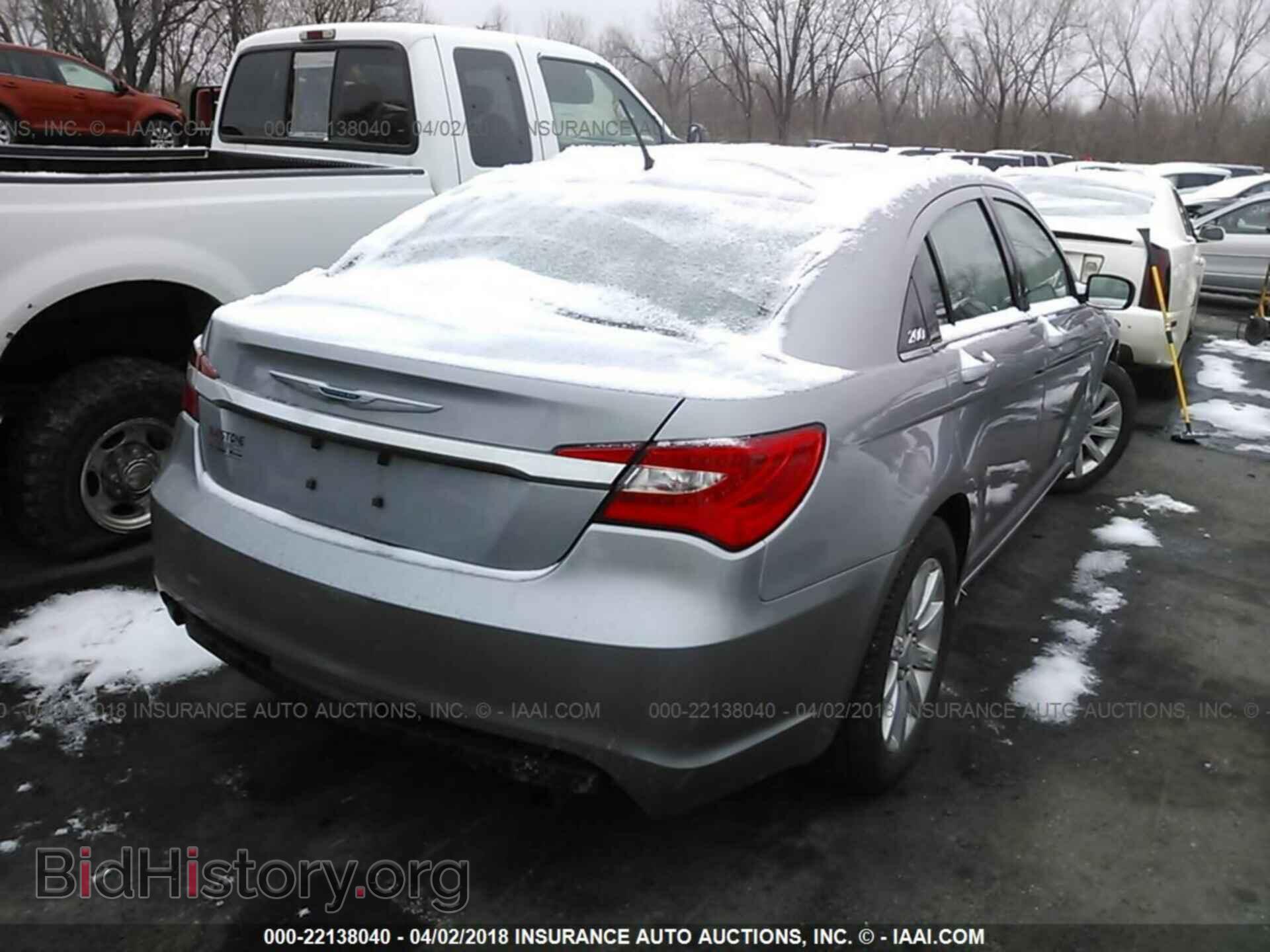 2013 Chrysler 200 - VIN: 1C3CCBBB4DN578002 - Photo 4