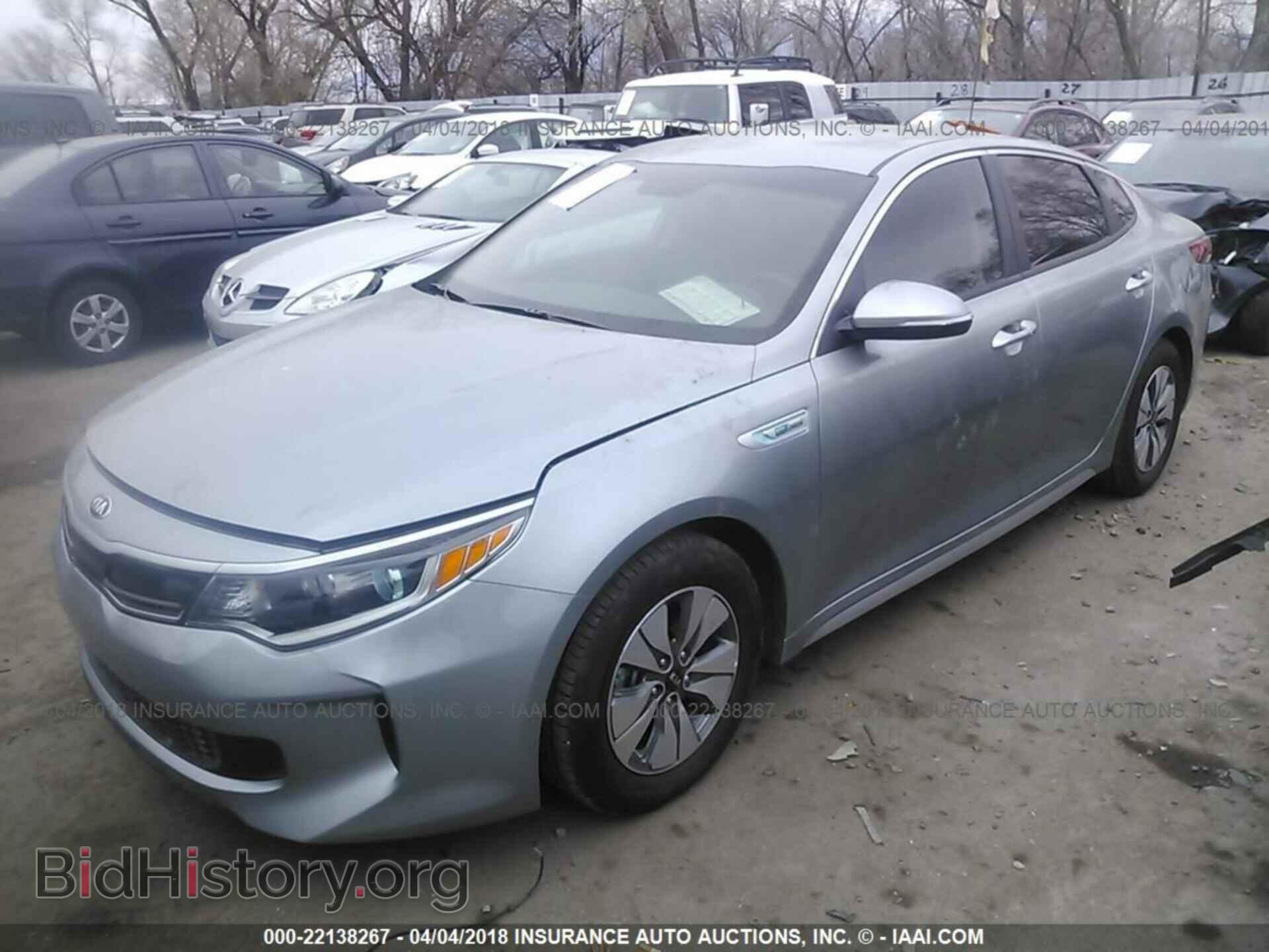 2017 Kia Optima - VIN: KNAGT4LE7H5018592 - Photo 2