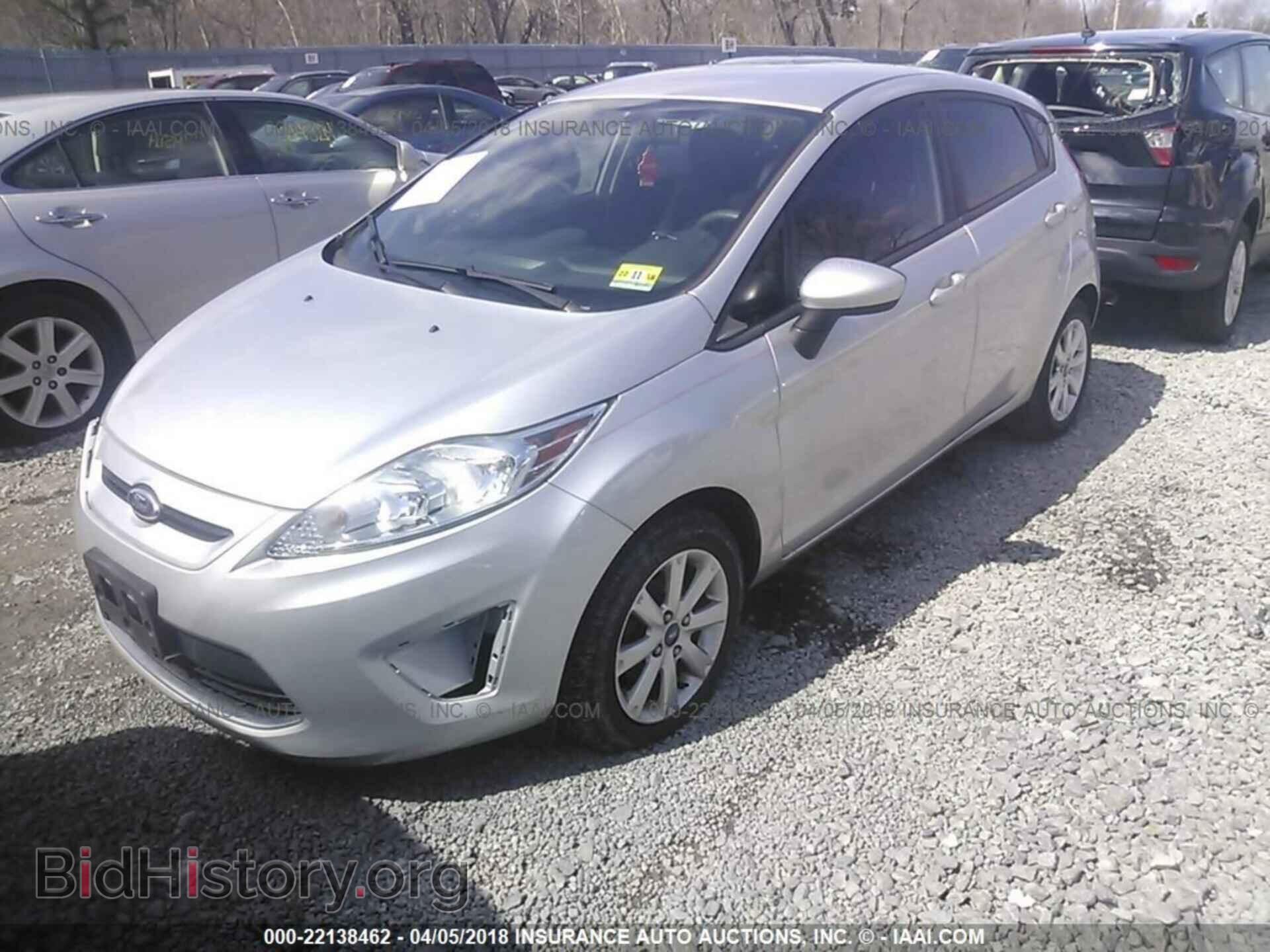 2011 Ford Fiesta - VIN: 3FADP4EJ3BM231681 - Фото 2