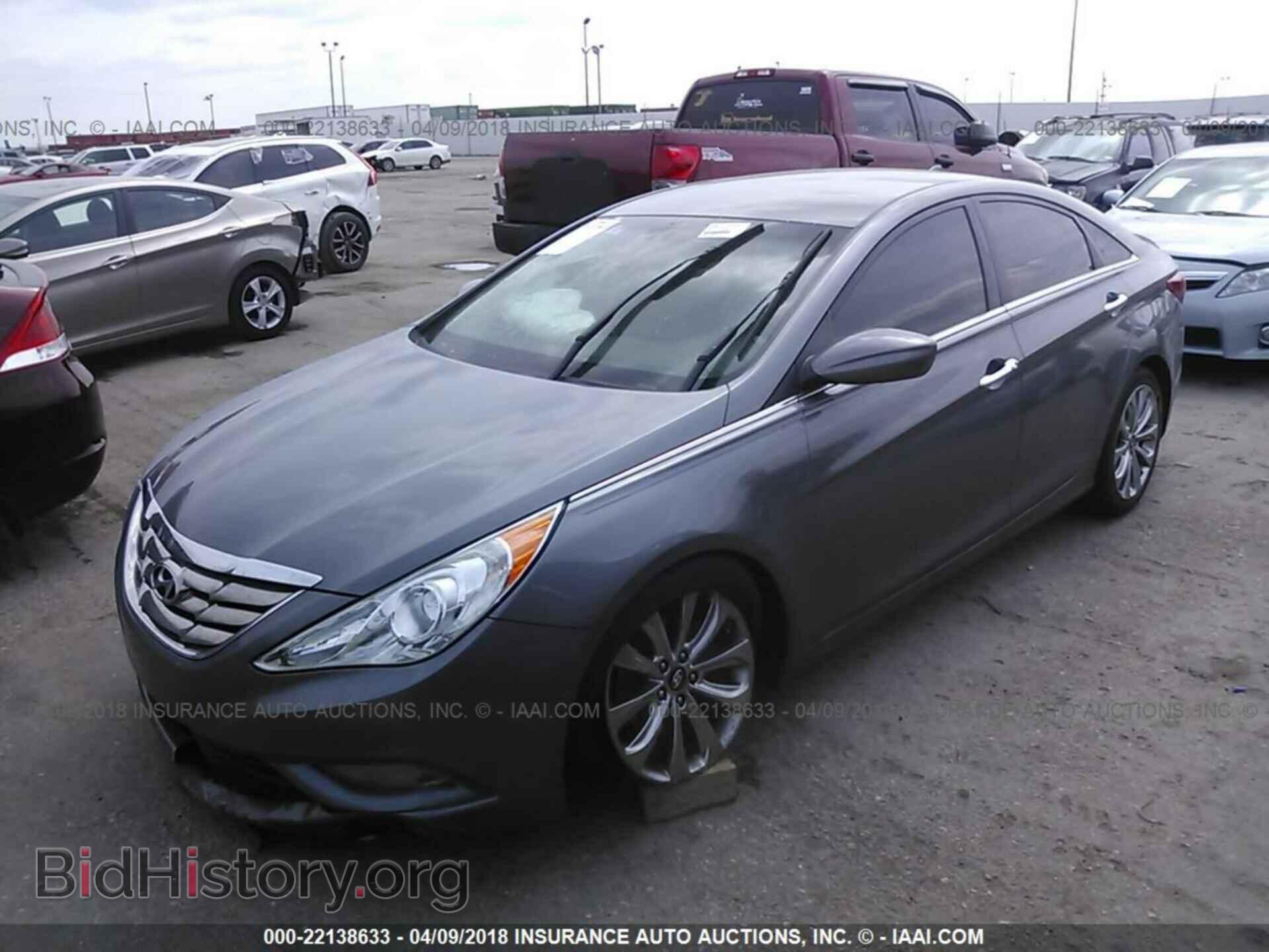 2012 Hyundai Sonata - VIN: 5NPEC4AB9CH419959 - Photo 2