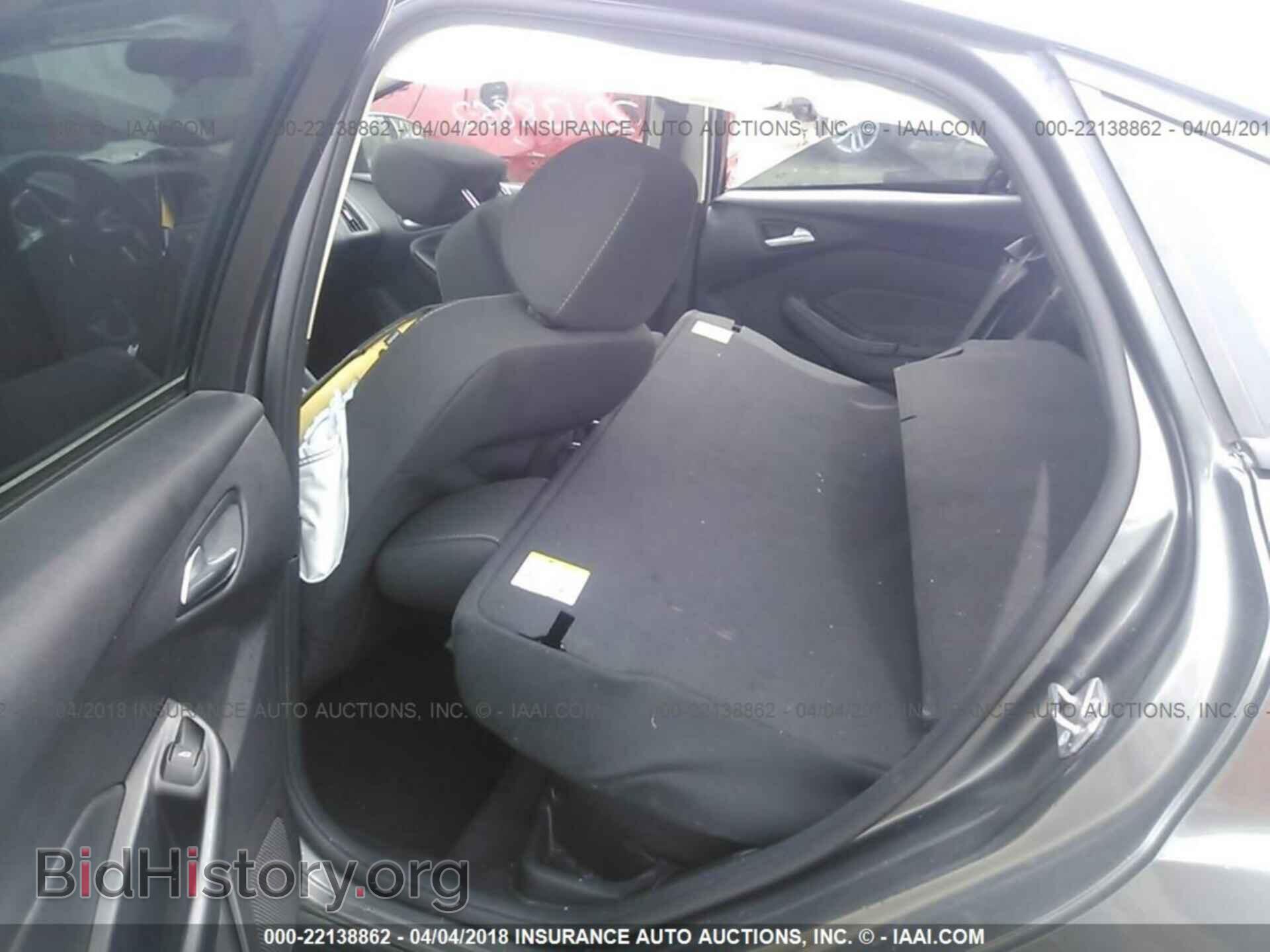 2014 Ford Focus - VIN: 1FADP3F27EL321701 - Photo 8