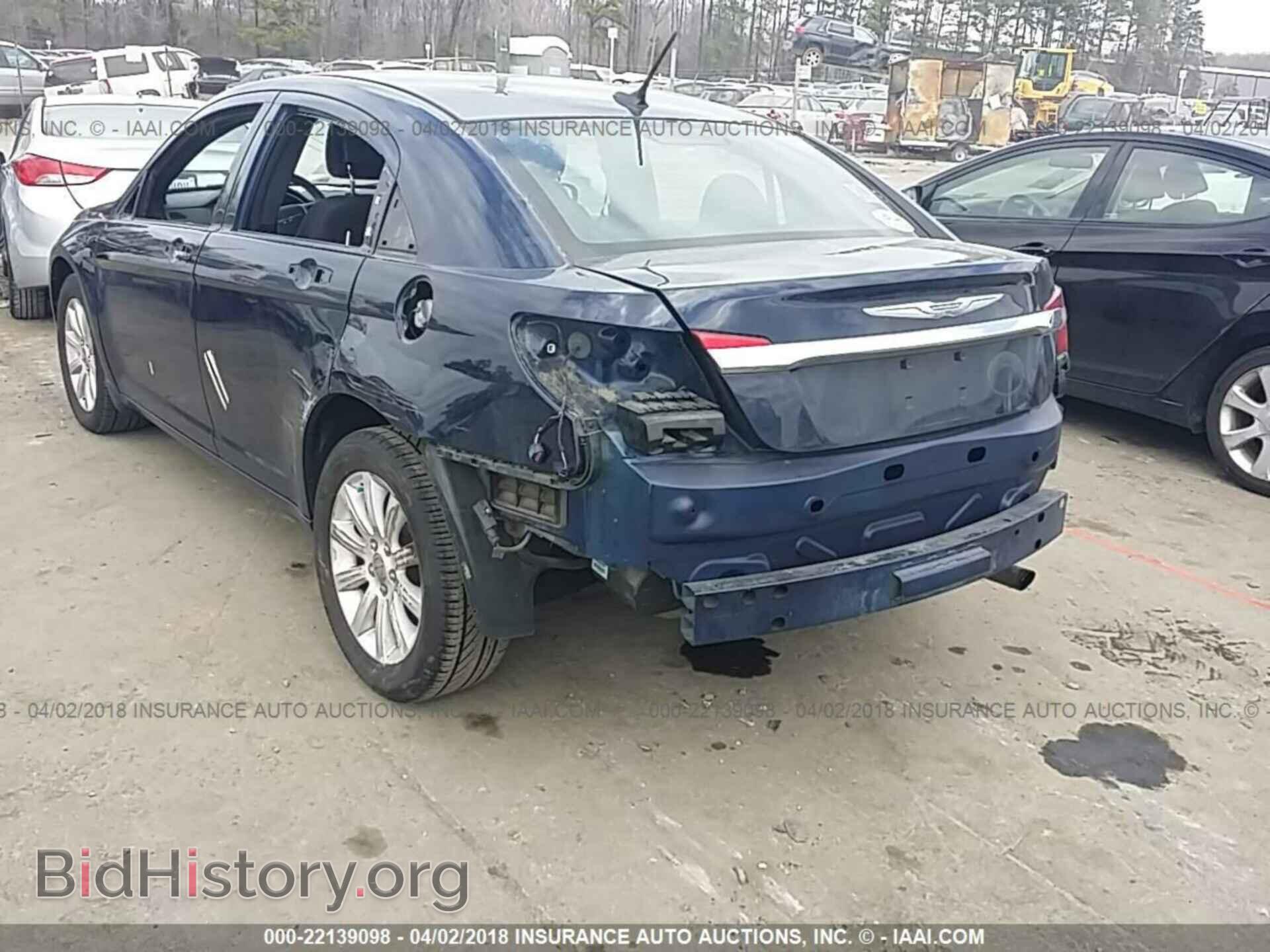 2013 Chrysler 200 - VIN: 1C3CCBBB9DN693680 - Photo 6