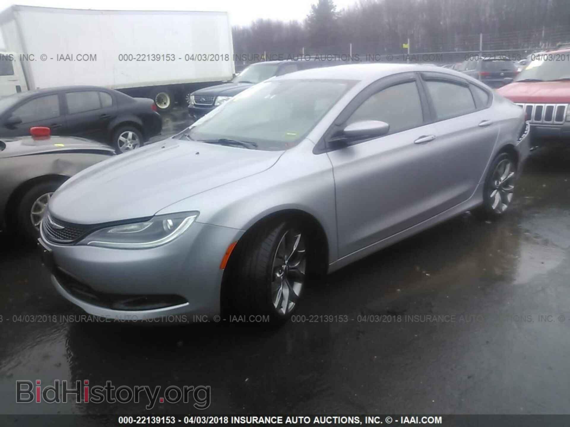 2016 Chrysler 200 - VIN: 1C3CCCDG9GN179539 - Фото 2