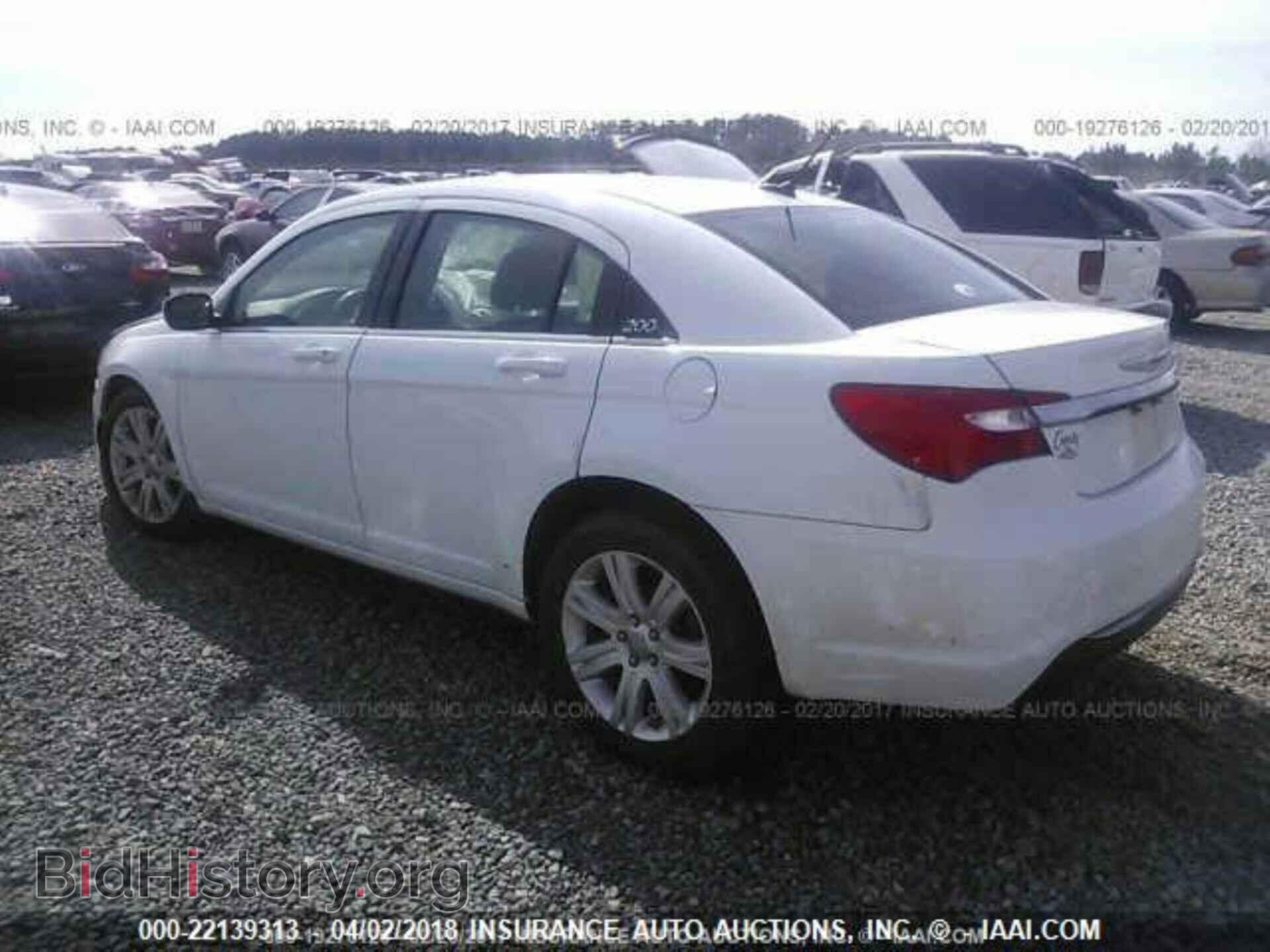2013 Chrysler 200 - VIN: 1C3CCBBB9DN525201 - Photo 3