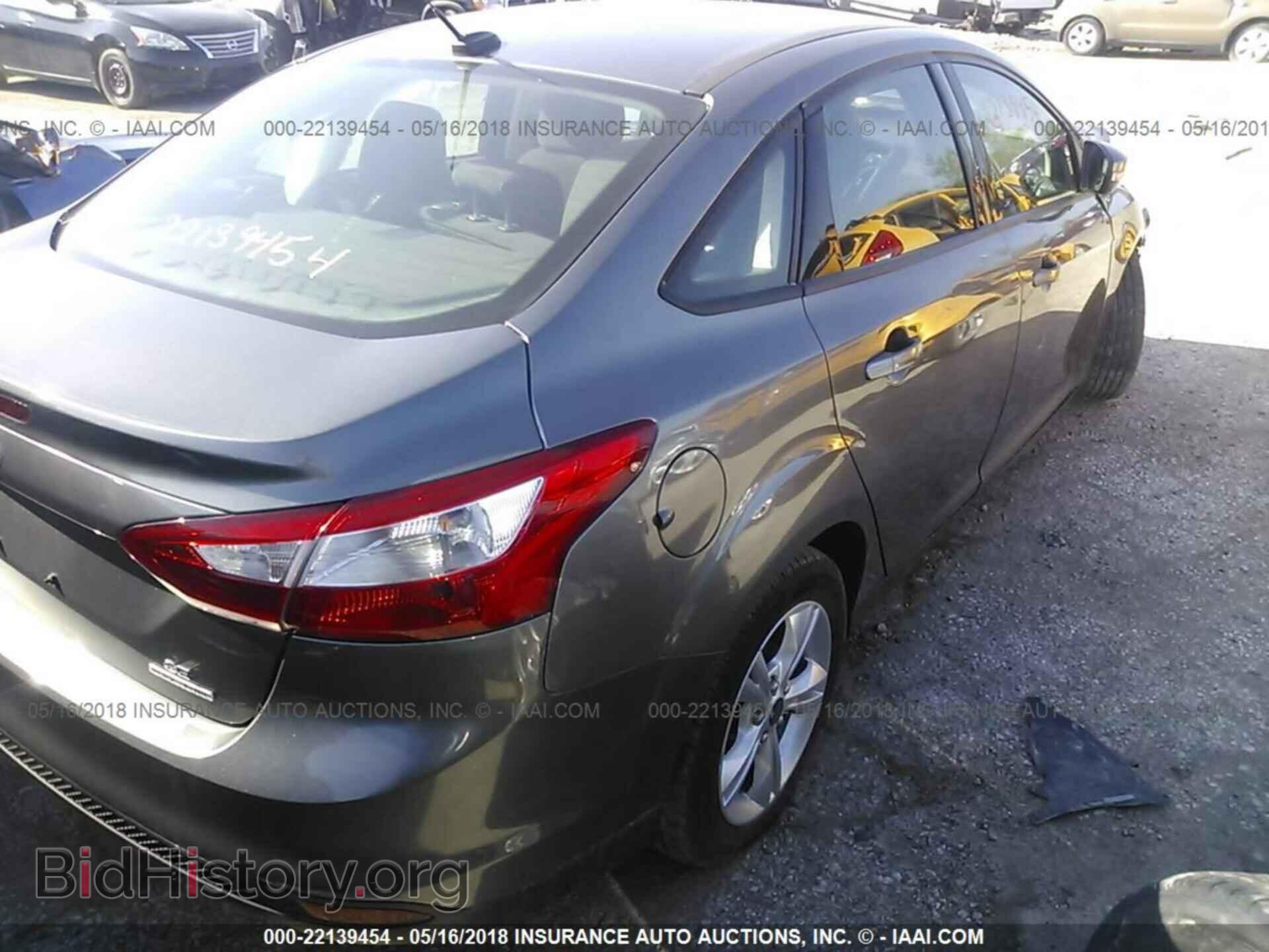 2014 Ford Focus - VIN: 1FADP3F22EL122832 - Фото 4