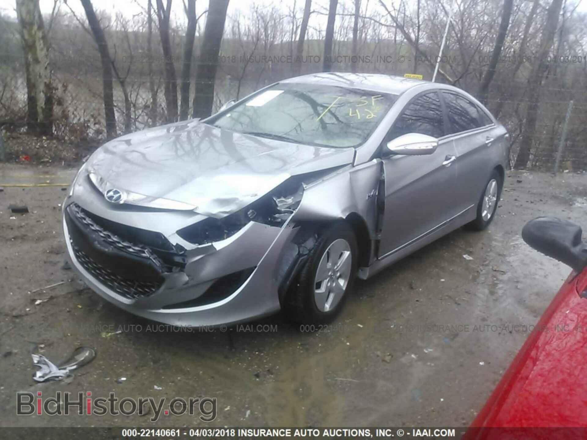 2012 Hyundai Sonata - VIN: KMHEC4A49CA022921 - Фото 2