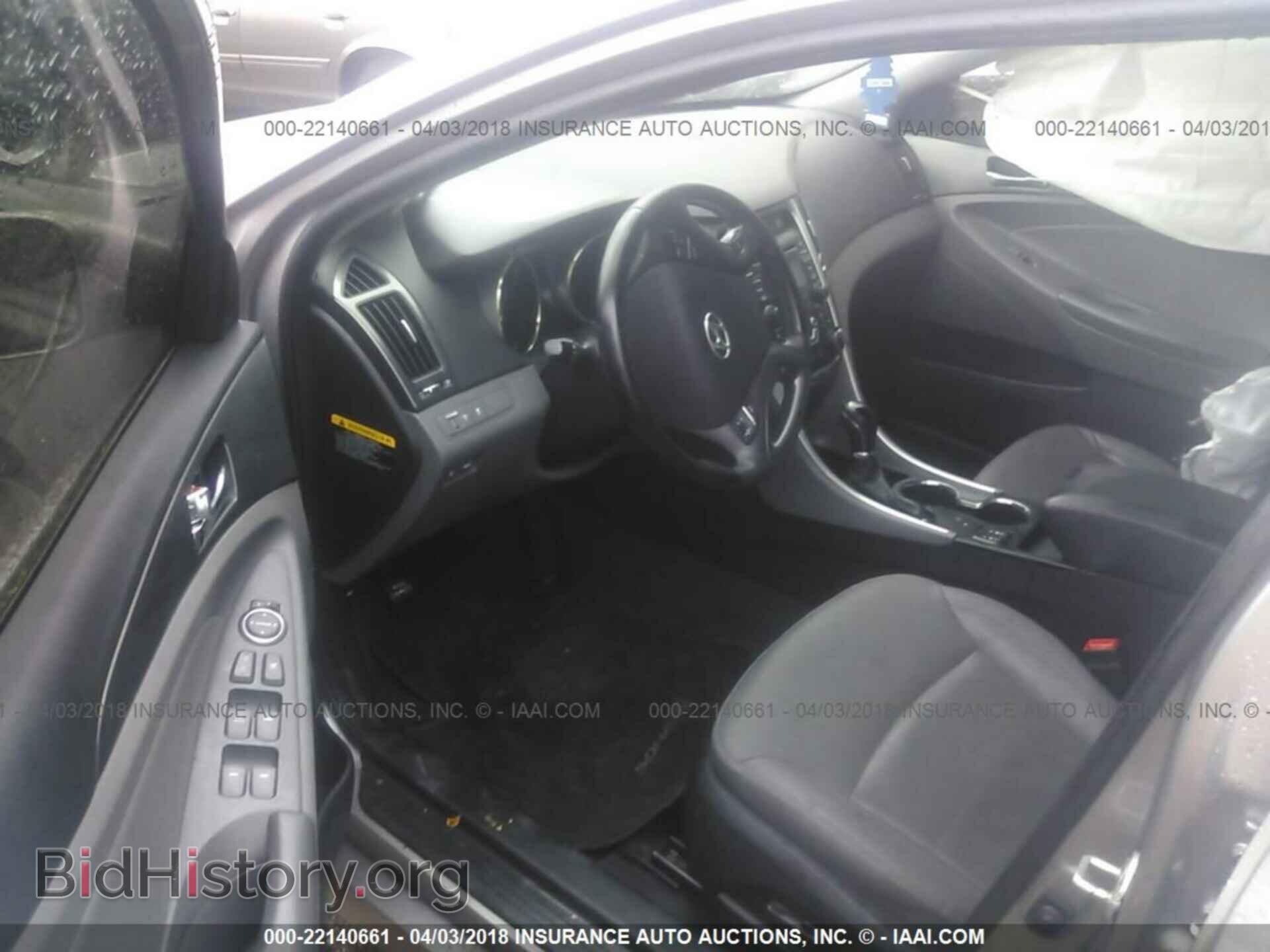 2012 Hyundai Sonata - VIN: KMHEC4A49CA022921 - Фото 5