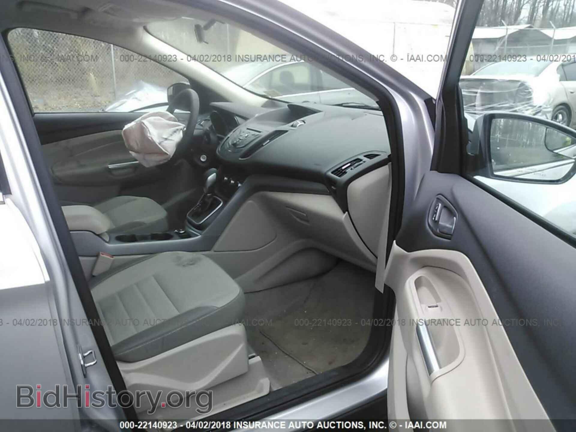 2014 Ford Escape - VIN: 1FMCU0GX2EUA35610 - Photo 5