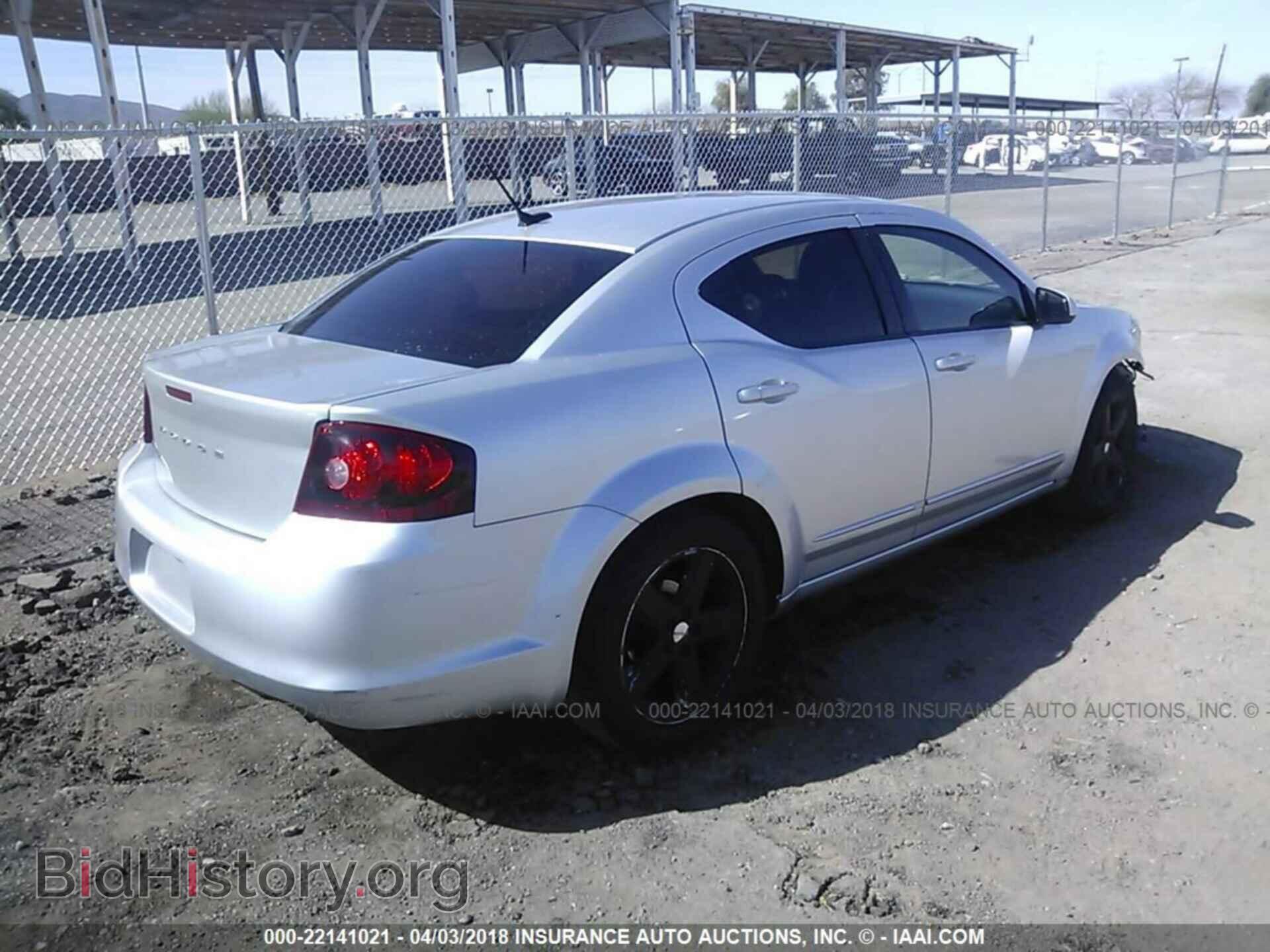 2011 Dodge Avenger - VIN: 1B3BD1FB4BN590545 - Photo 4