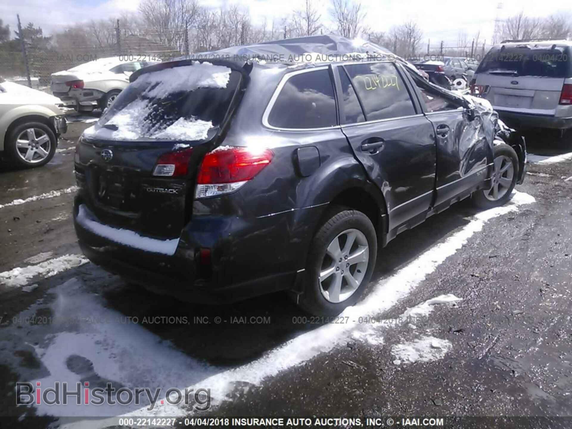 2013 Subaru Outback - VIN: 4S4BRCCC1D3264365 - Photo 4
